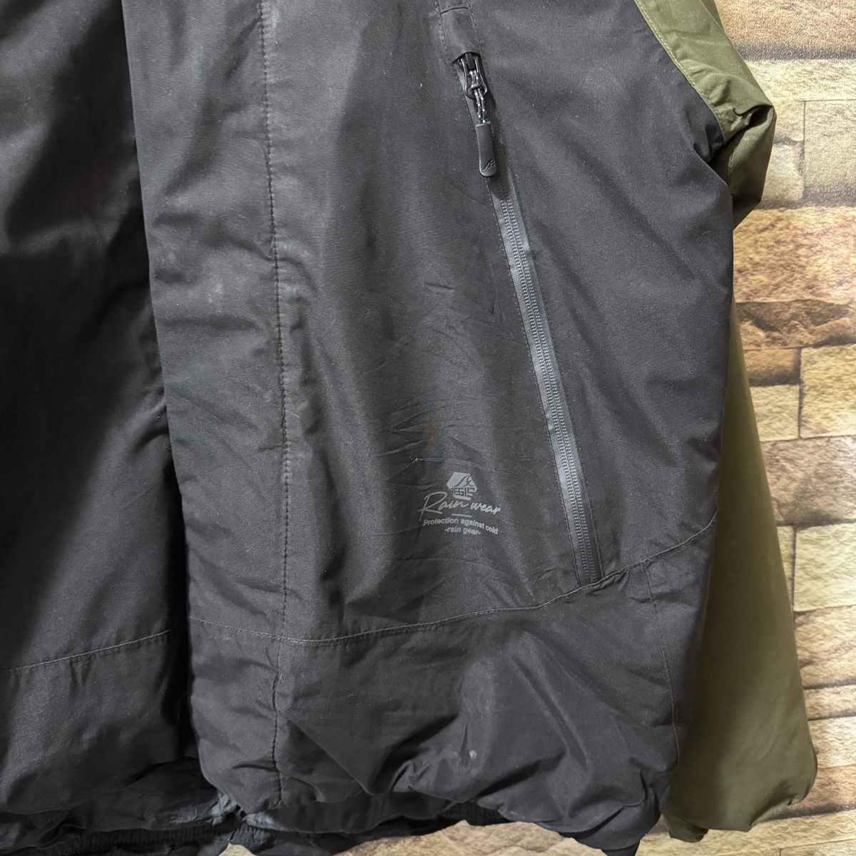 Japanese Brand GORPCORE AEGIS WATERPROOF OUTDOOR JACKET Size US L / EU 52-54 / 3 - 2 Thumbnail