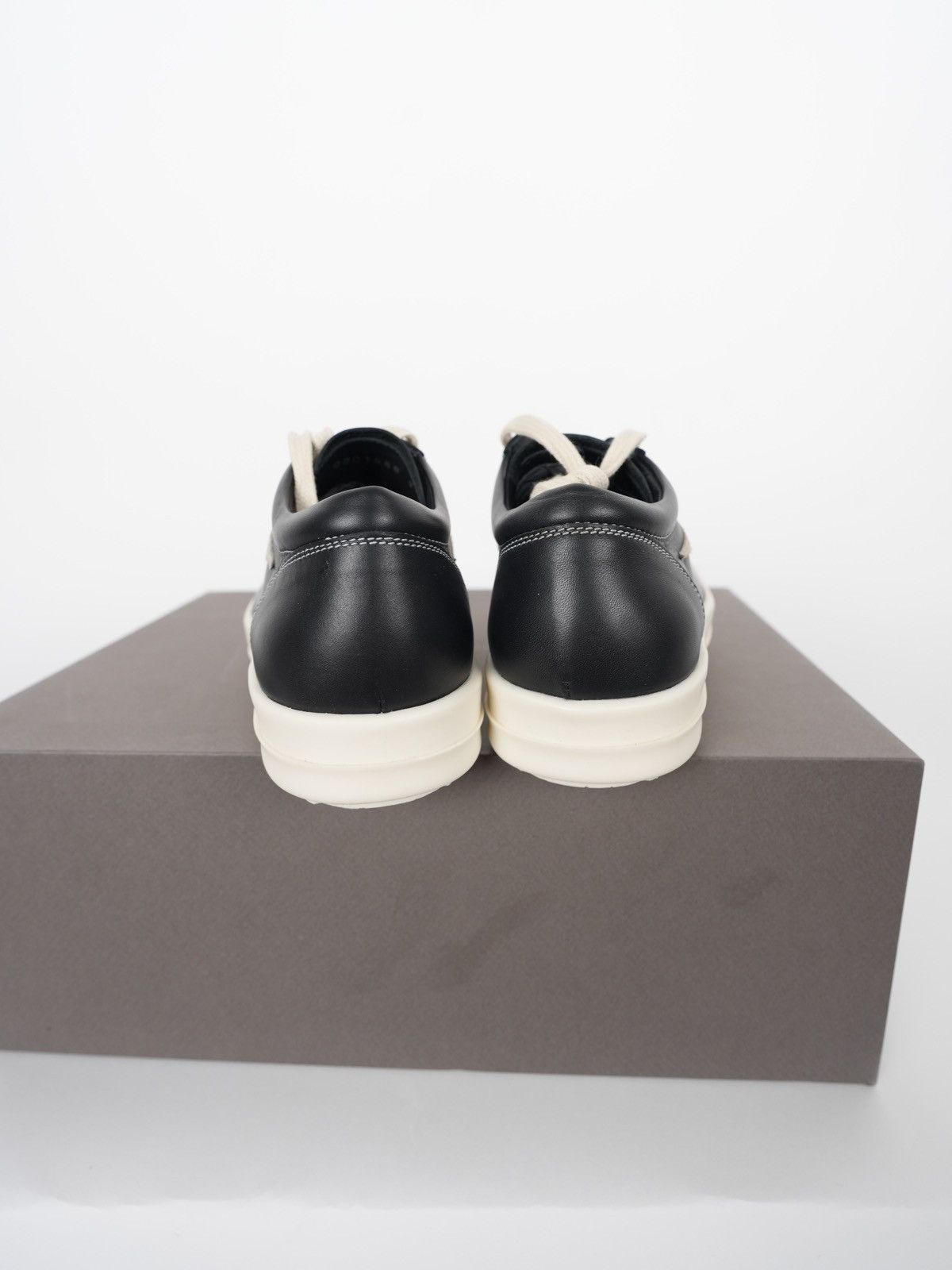 Rick Owens × Rick Owens Drkshdw Rick Owens Black Leather Vintage Vans Low Top Sneakers Size US 6 / IT 36 - 5 Thumbnail