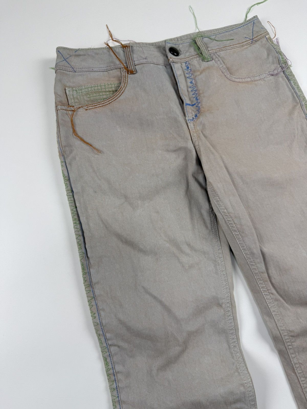 Chanel Chanel Washed Out Denim Distressed Embroidery Detail Jeans Size 28" / US 6 / IT 42 - 3 Thumbnail