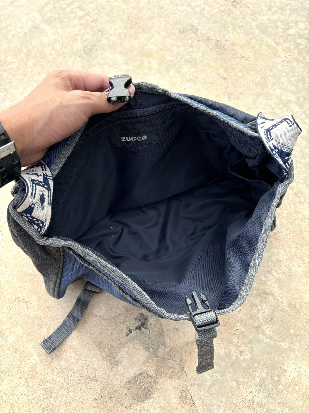 CABANE de ZUCCa Rare Zucca By Issey Miyake Messenger Crossbody Bag Size ONE SIZE - 4 Thumbnail