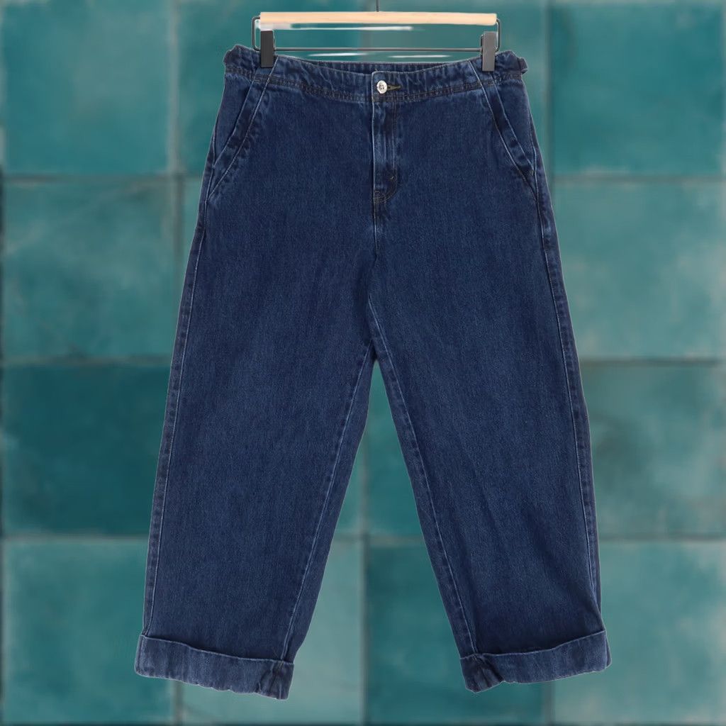 Levi's VINTAGE Levi's Jeans Womens 8 Blue Wide Leg Cropped High Rise Cuffed Y2K Dark Size 30" / US 8 / IT 44 - 1 Thumbnail