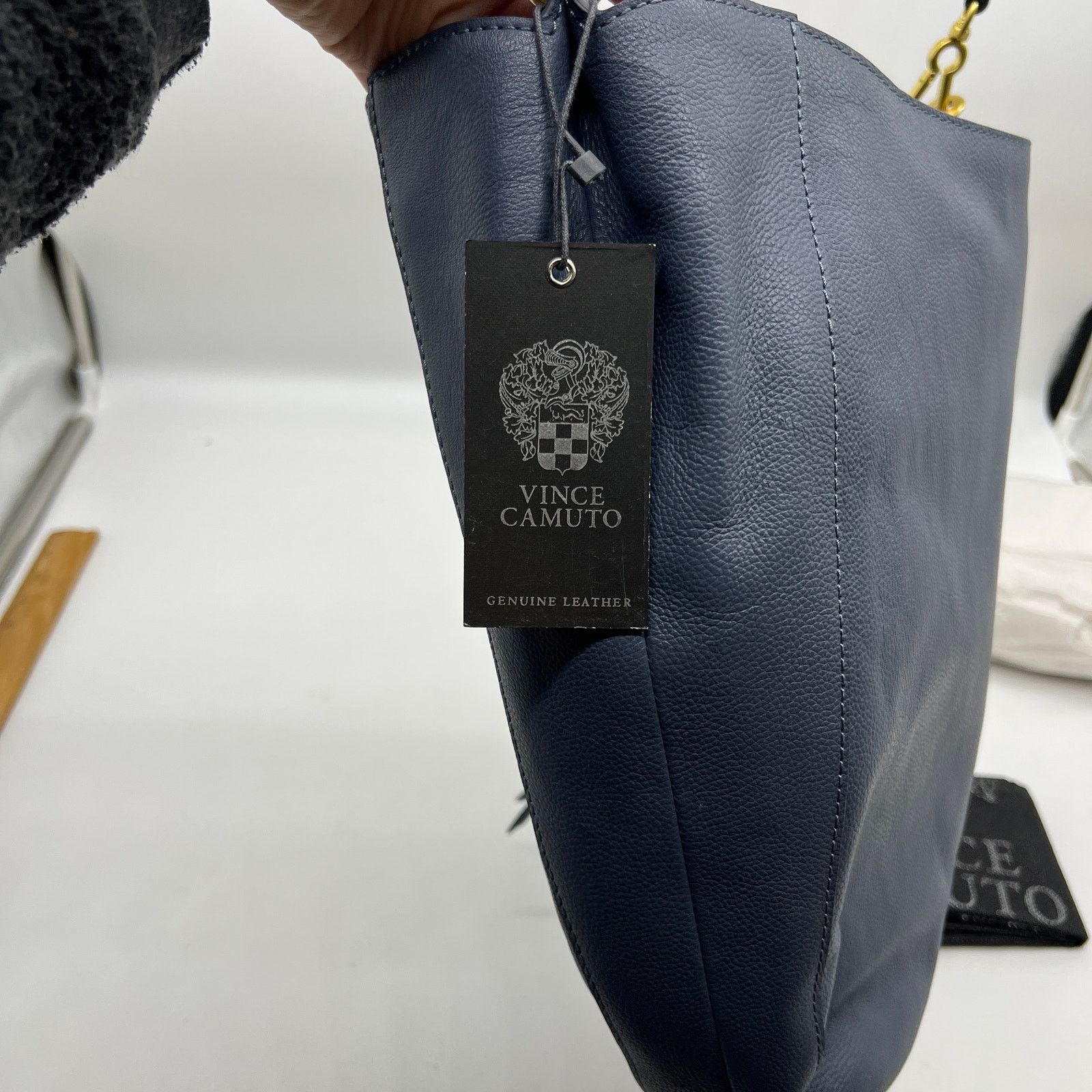 Other Vince Camuto Pebble Leather Hosho Convertible Cros Size ONE SIZE - 11 Thumbnail