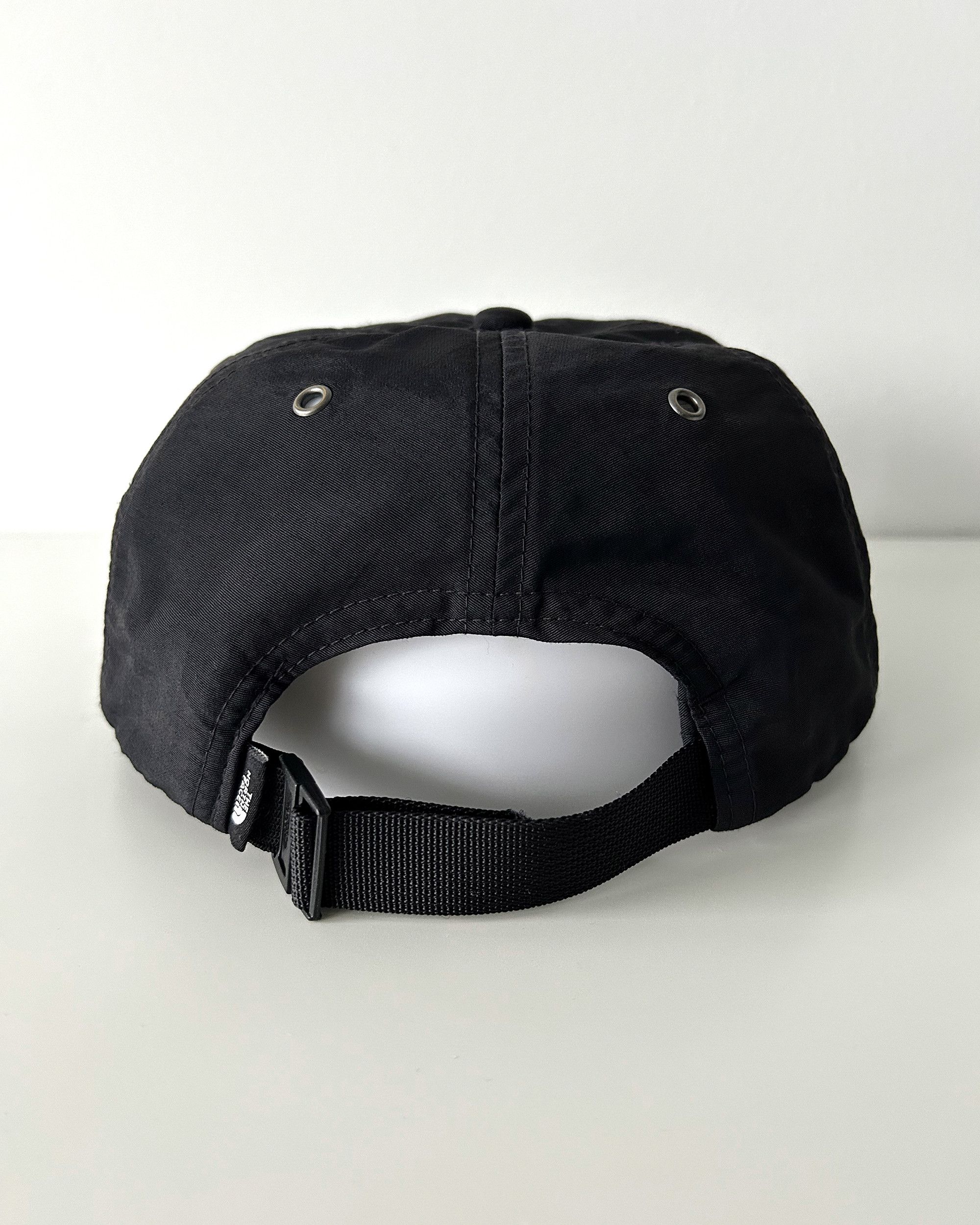 The North Face Deadstock Throwback Tech Hat Size ONE SIZE - 3 Thumbnail