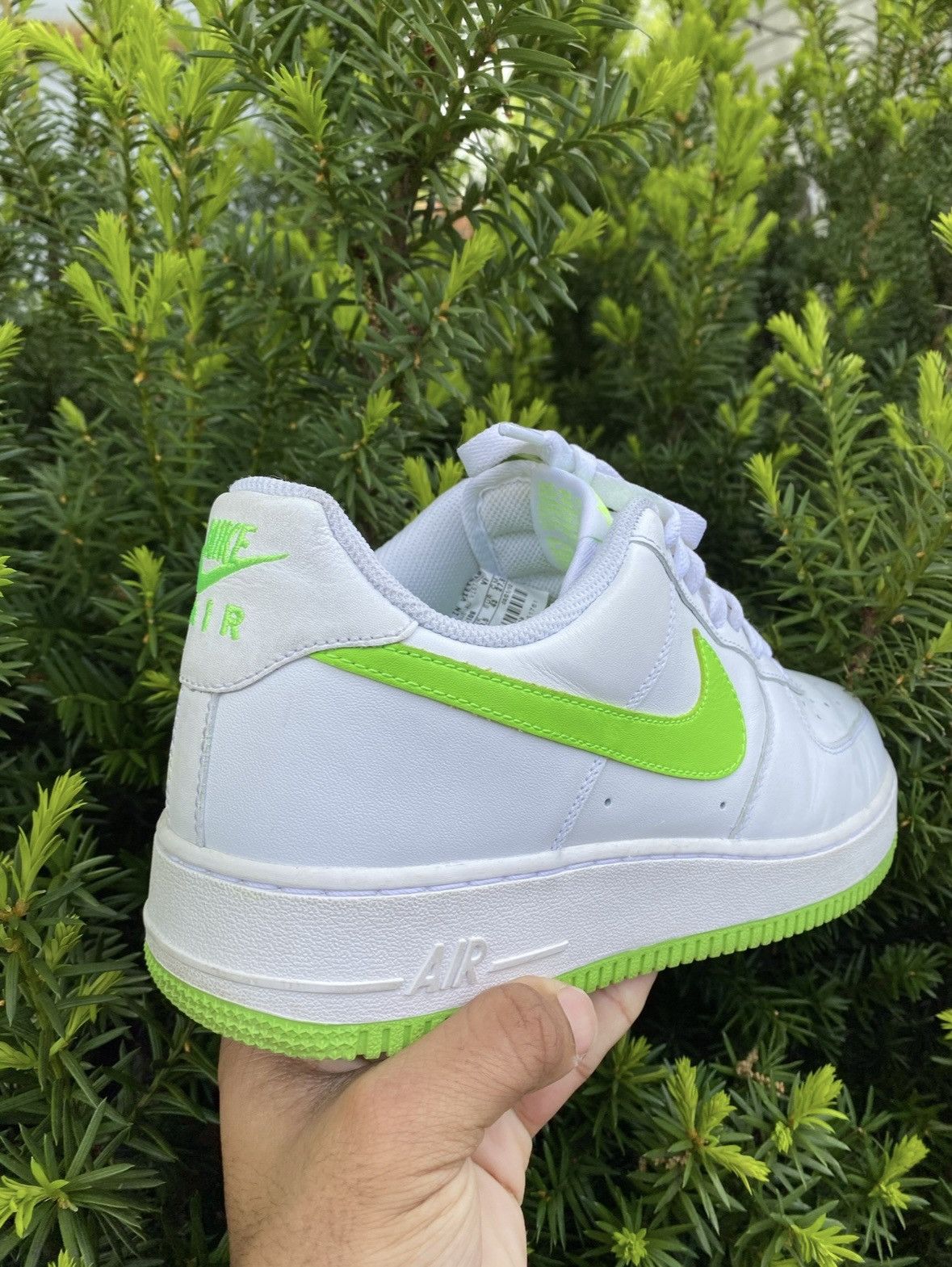 Nike Nike Air Force 1 Electric Slime Green 2010 AF1 Size US 9.5 / EU 42-43 - 2 Thumbnail