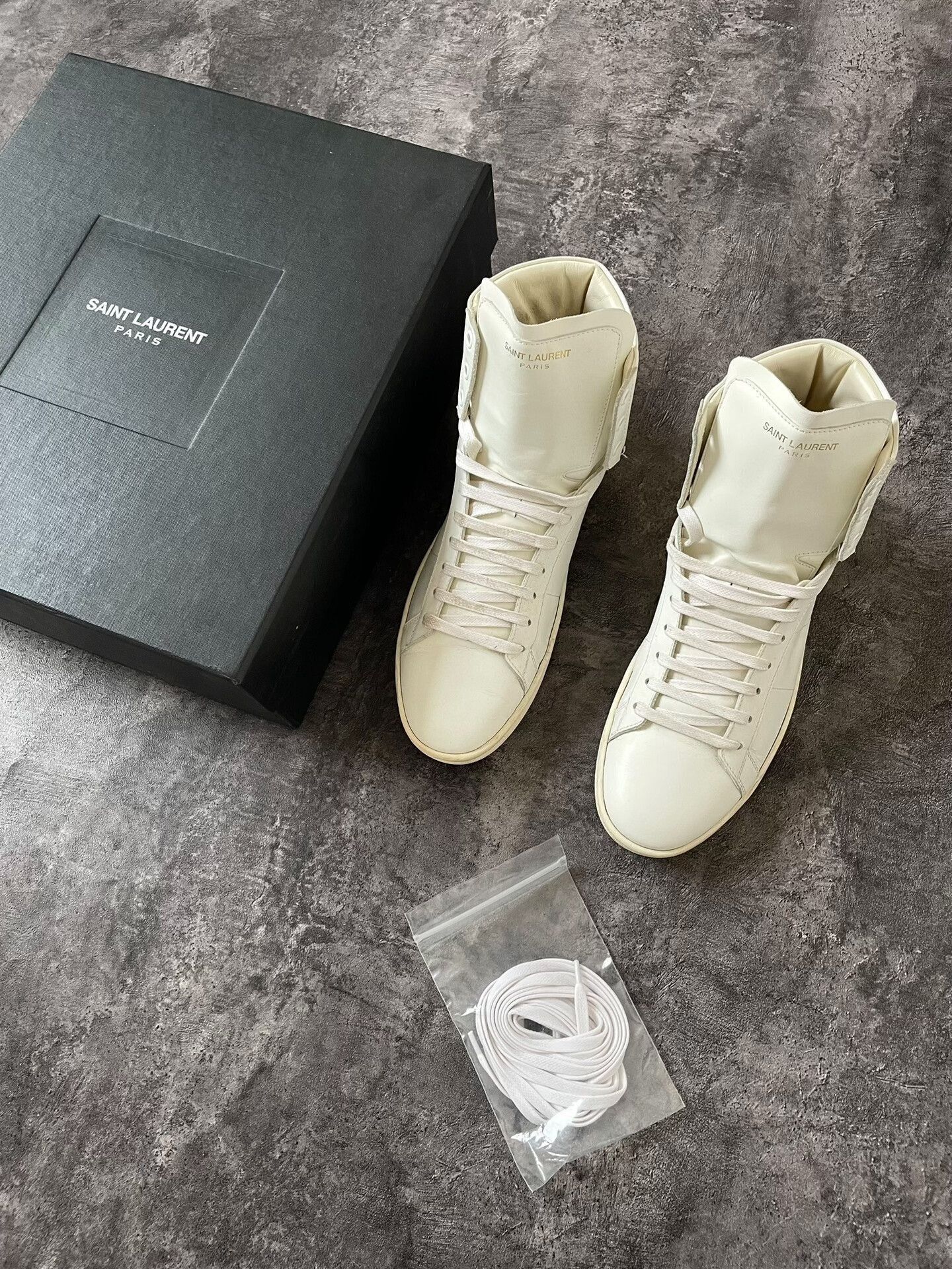 Saint Laurent Paris Saint Laurent High Top White Sneakers SL01. Size US 7 / EU 40 - 1 Thumbnail