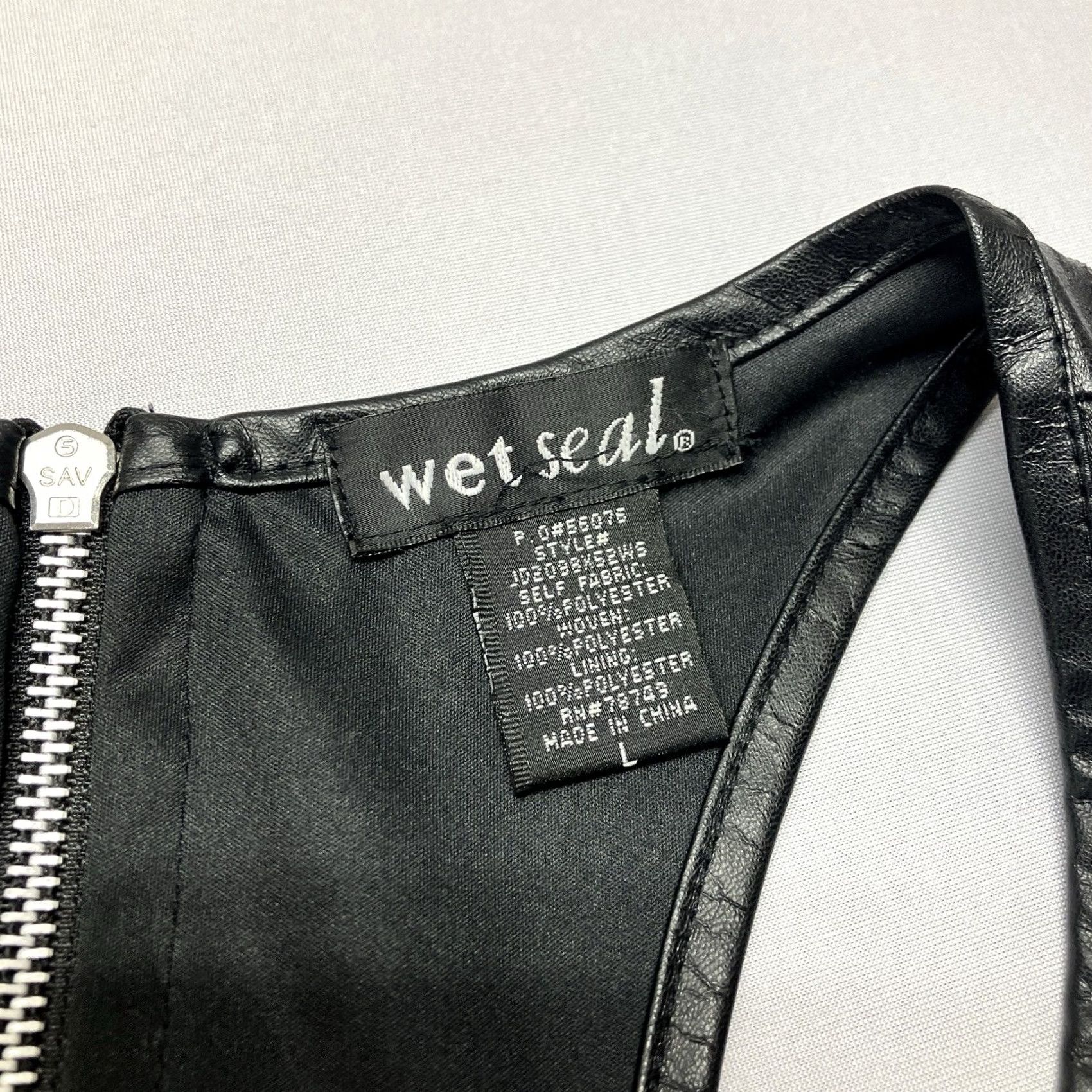 Vintage VINTAGE Wet Seal Dress Womens L Black HiLo Faux Leather Pink Chiffon Whimsygoth Ballerina Size Size L / US 10 / IT 46 - 4 Thumbnail