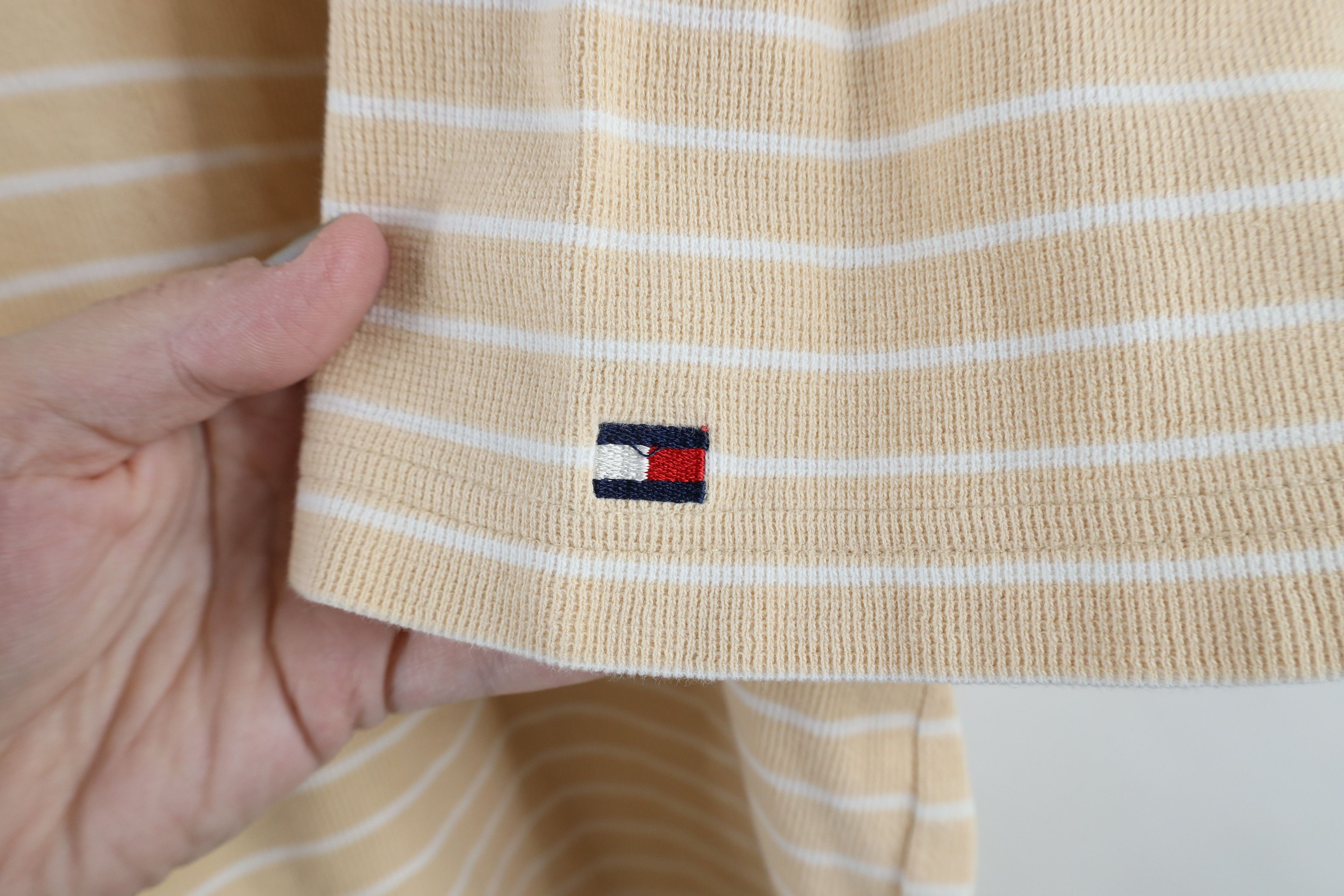 Tommy Hilfiger × Vintage Vintage 90s Tommy Hilfiger Thermal Knit Golf Polo Shirt Size US M / EU 48-50 / 2 - 4 Thumbnail