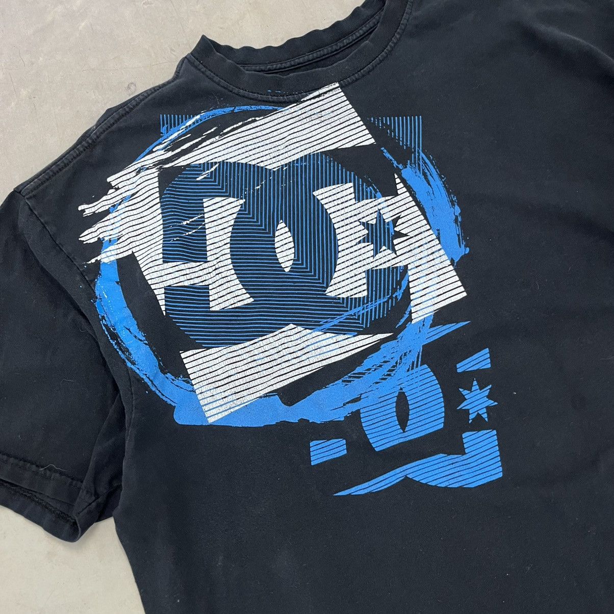 DC × Vintage Y2K black and blue DC affliction style skater shirt XXL Size US XXL / EU 58 / 5 - 2 Thumbnail