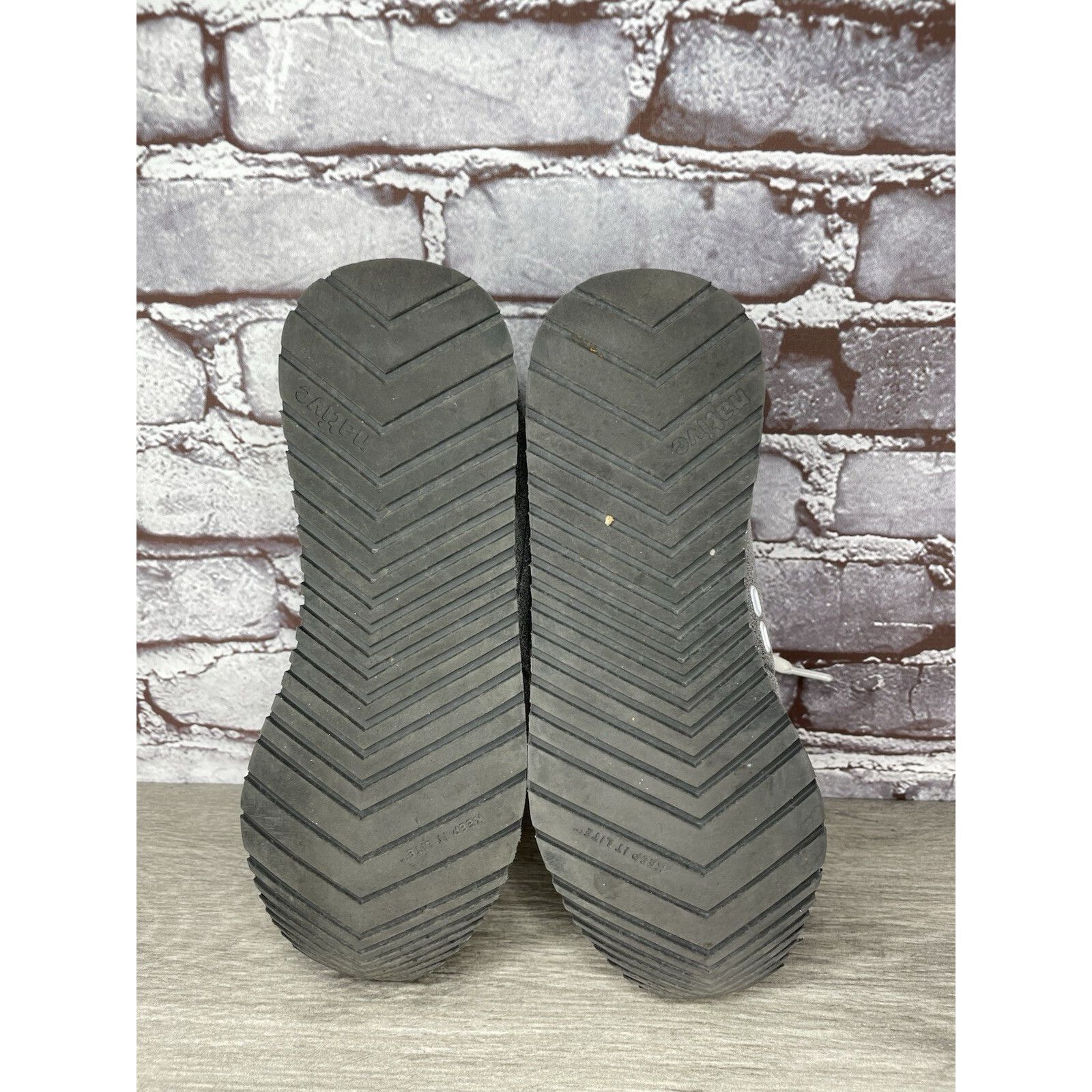 Native Native Monaco Gray Suede White Lace Up Casual Sneakers Shoes Size US 7 / EU 40 - 8 Thumbnail