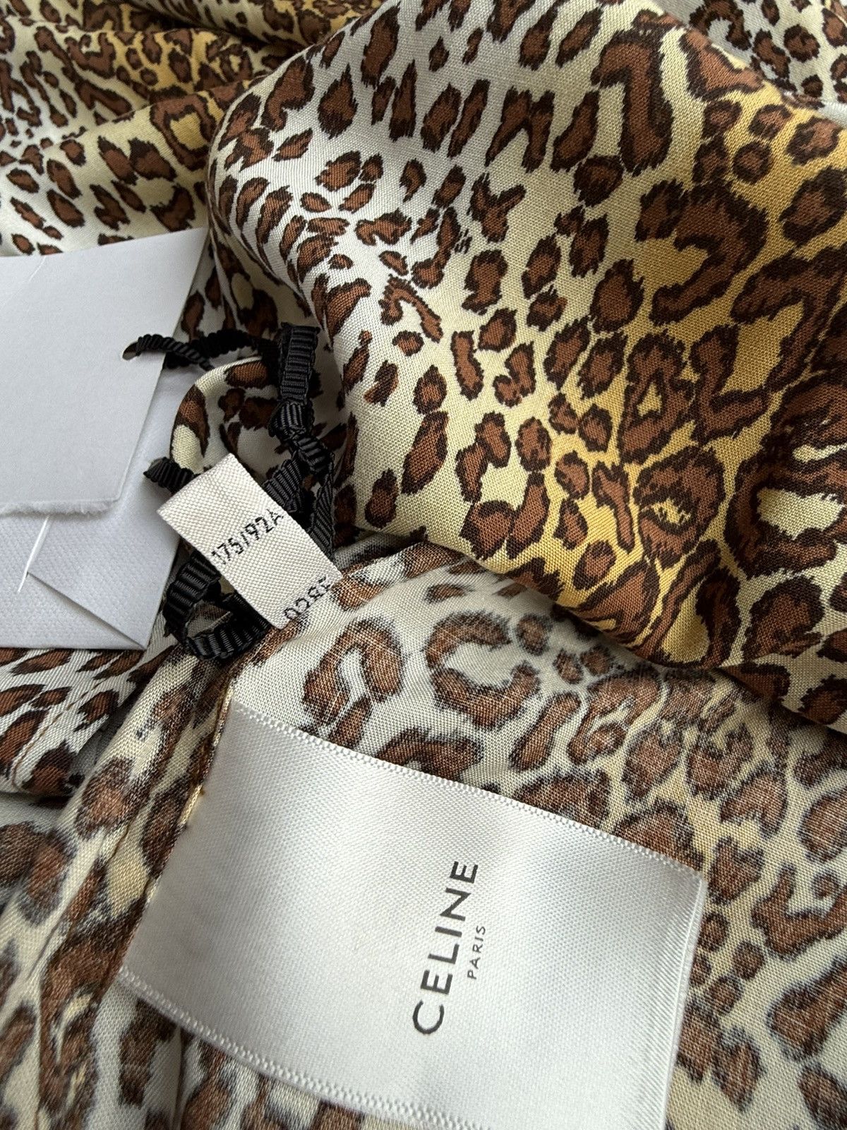 Celine $1.2k 🤑 SS23 Celine leopard Hawaiian shirt Hedi 40 38 ss Size US L / EU 52-54 / 3 - 23 Thumbnail