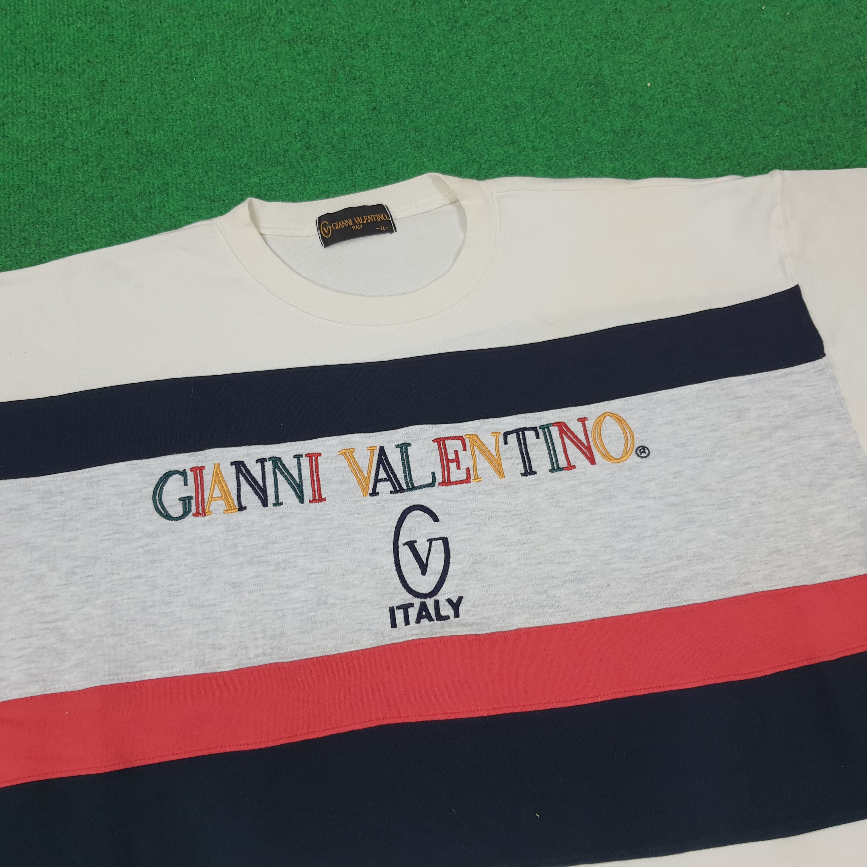 Gianni Valentino × Vintage Vintage Gianni Valentino Italy Spell Out Tshirt C219N25 Size US XXL / EU 58 / 5 - 2 Thumbnail
