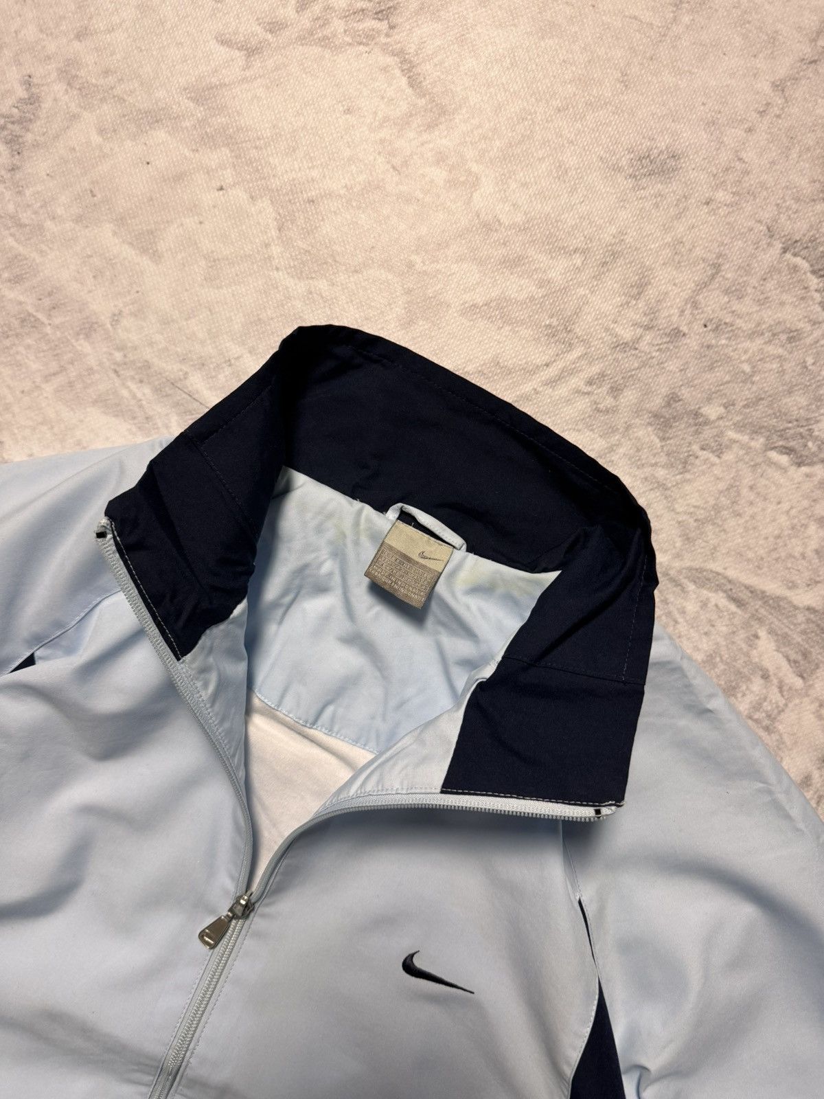 Nike × Vintage 00s Nike Vintage Nylon Oversize Drill Mini Swoosh Y2K Jacket Size US L / EU 52-54 / 3 - 5 Thumbnail