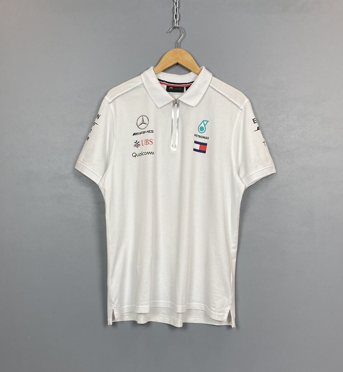 Mercedes-Benz Mercedes AMG Petronas F1 Team Polo Shirt Size XL White Top Size US XL / EU 56 / 4 - 1 Thumbnail