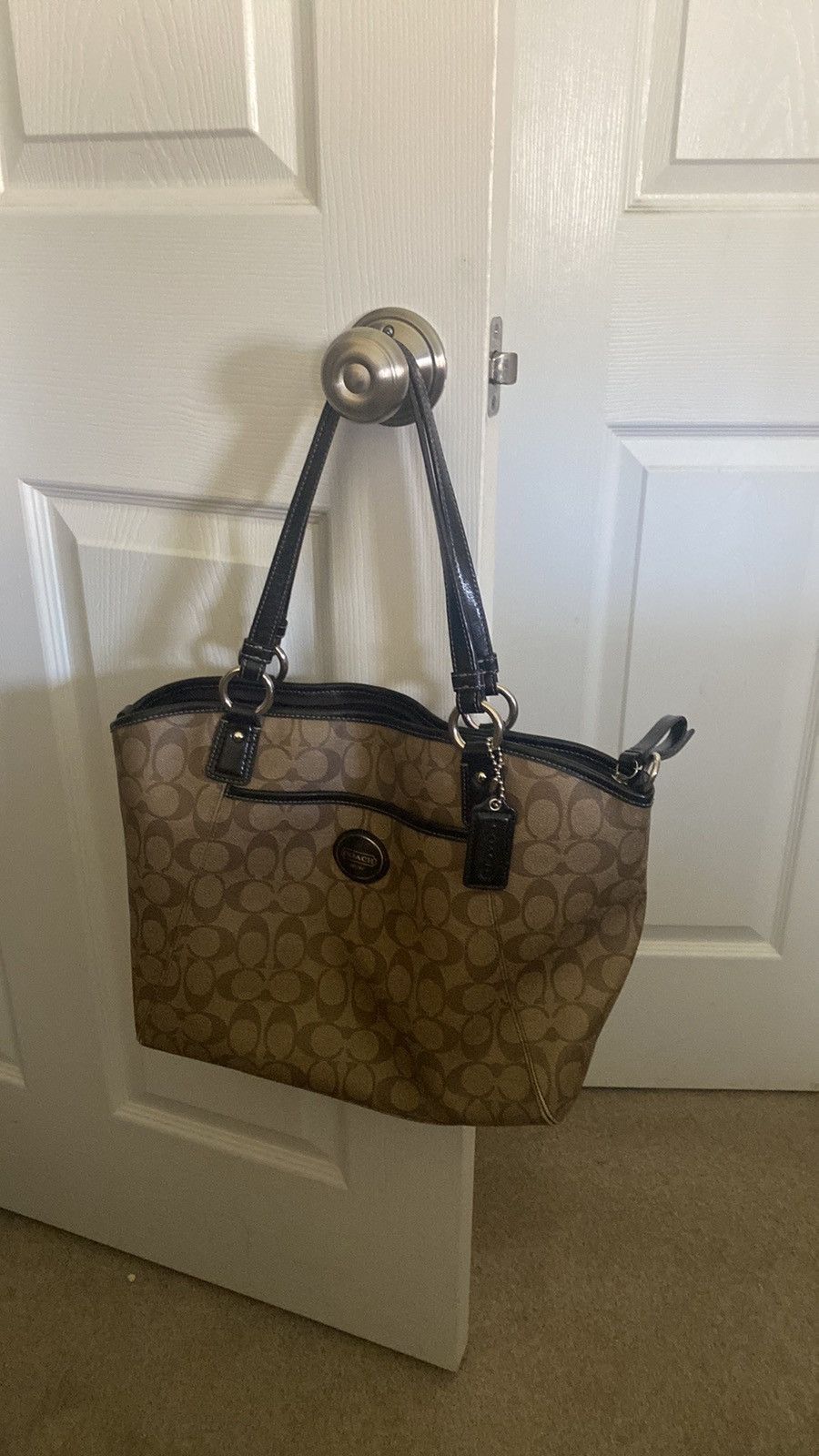 Buy Coach avenue tote