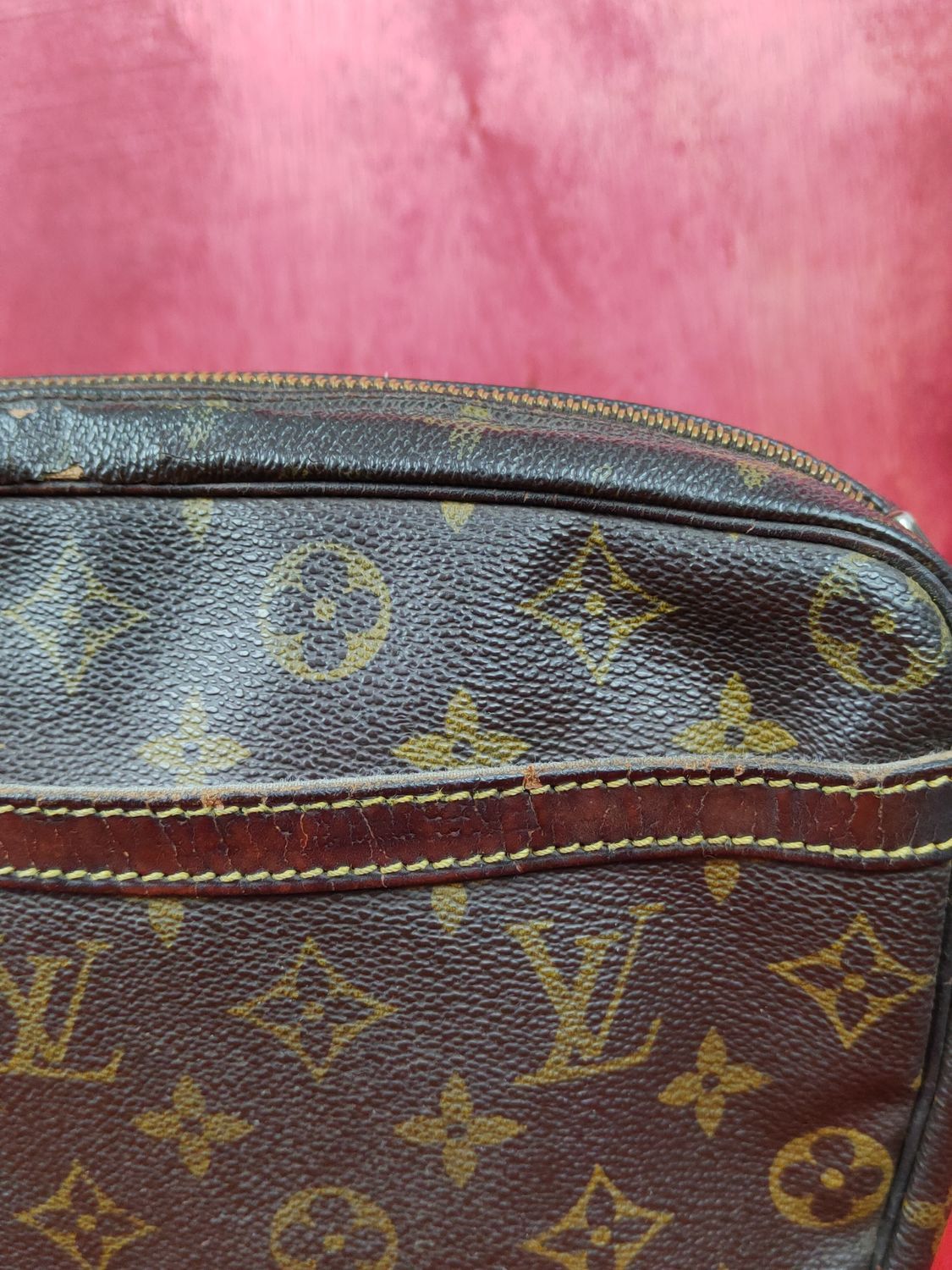 Louis Vuitton LV Louis Vuitton monogram Crossbody sling Bag #SB006DLL Size ONE SIZE - 8 Thumbnail