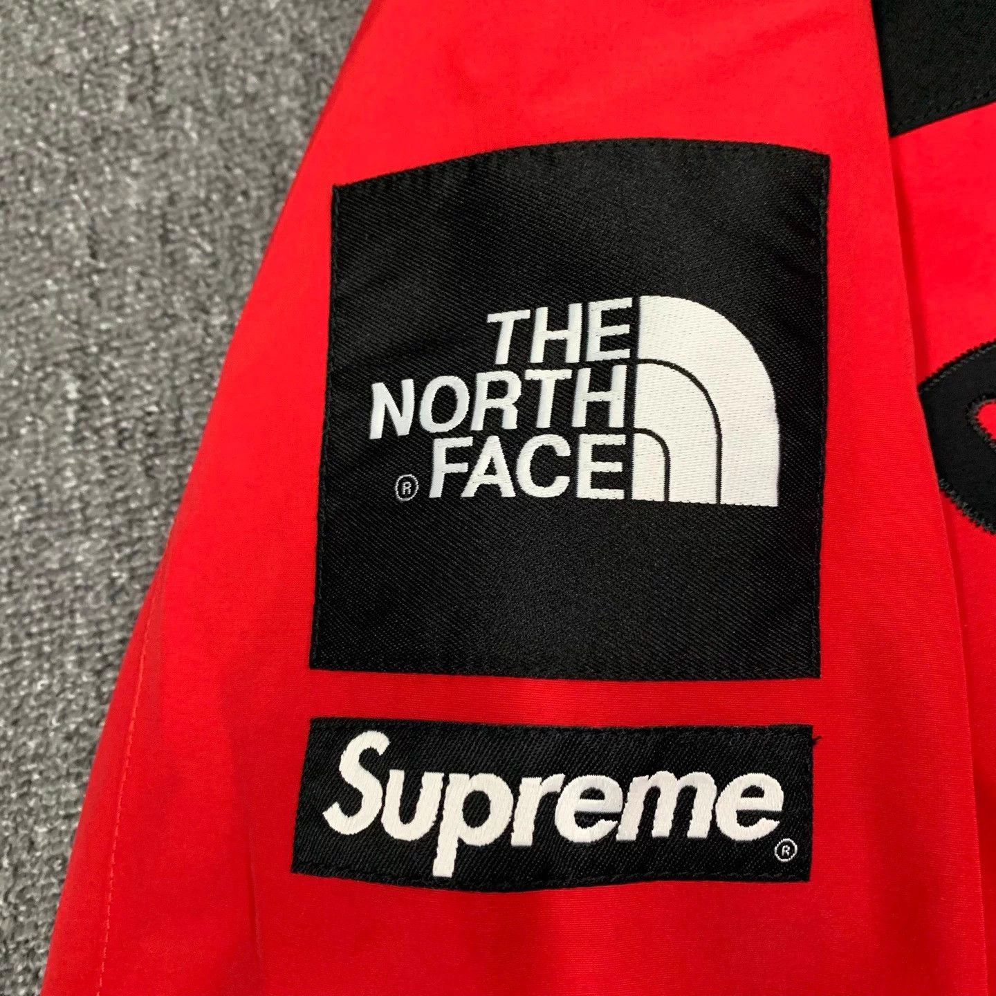 Supreme Supreme x TNF Red Jacket M 95 New Size US M / EU 48-50 / 2 - 9 Thumbnail