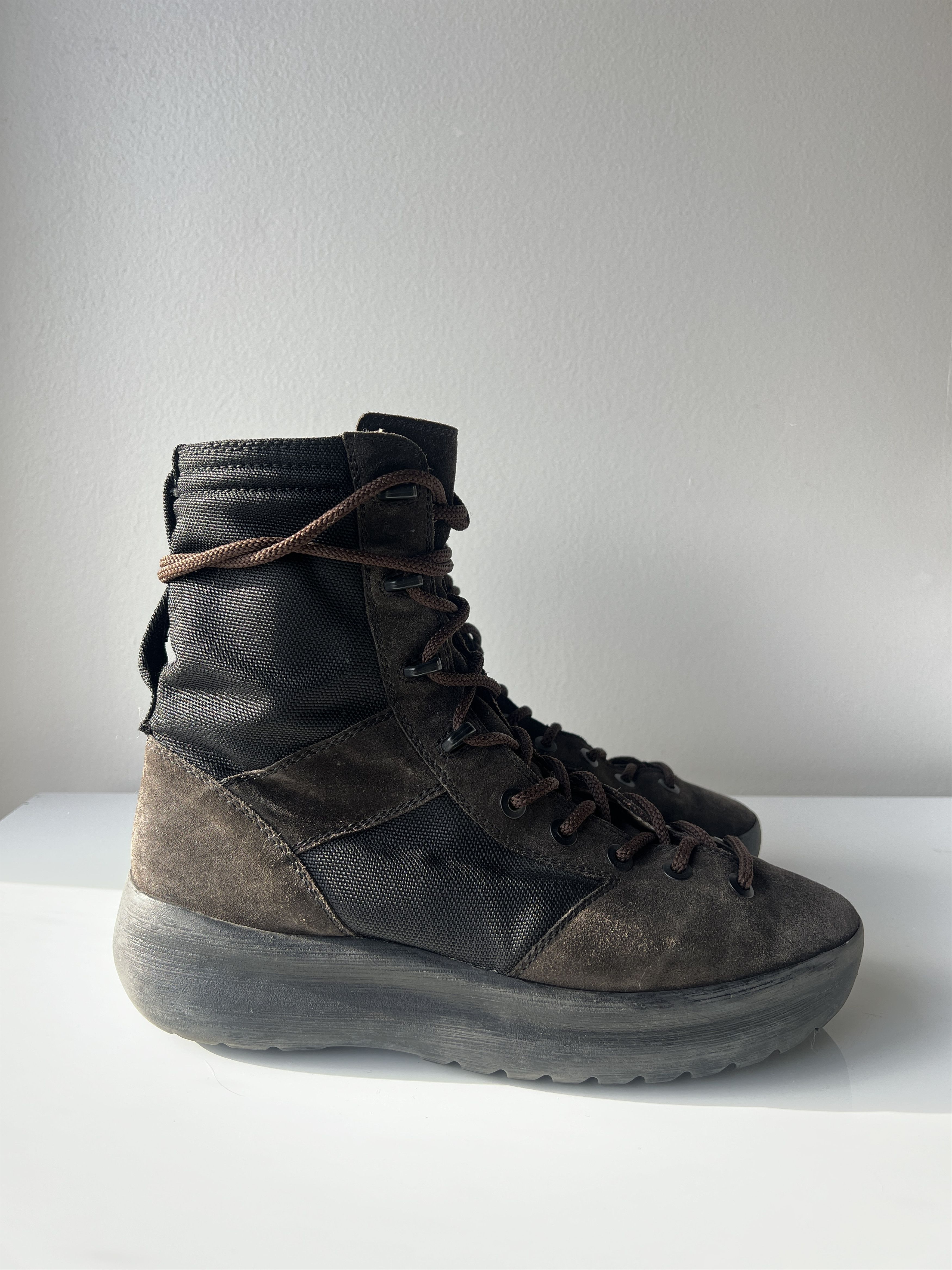 Kanye West YEEZY SAMPLE SEASON 3 COMBAT BOOTS FROM SHOW EXTREMELY RARE! Size US 9 / EU 42 - 7 Thumbnail