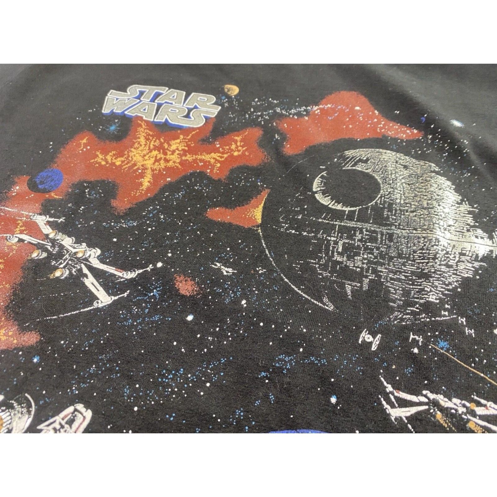 Disney VINTAGE Walt Disney Men’s Star Wars T-Shirt L Black Crew Neck Short Sleeve Disney World - 100% Cotton - Pre-owned in excellent condition Mens Size US L / EU 52-54 / 3 - 5 Thumbnail