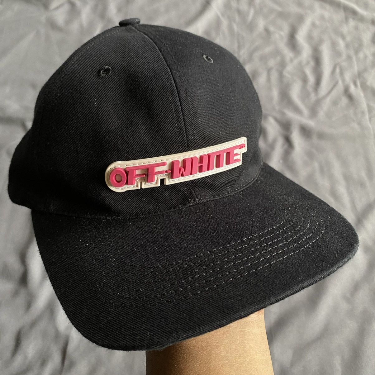 Off-white rubber logo cap