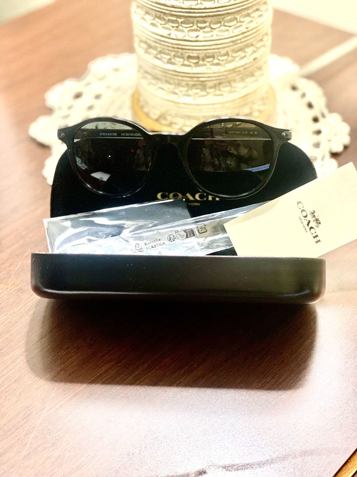 Coach COACH Round Framed Black Sunglasses Size ONE SIZE - 3 Thumbnail