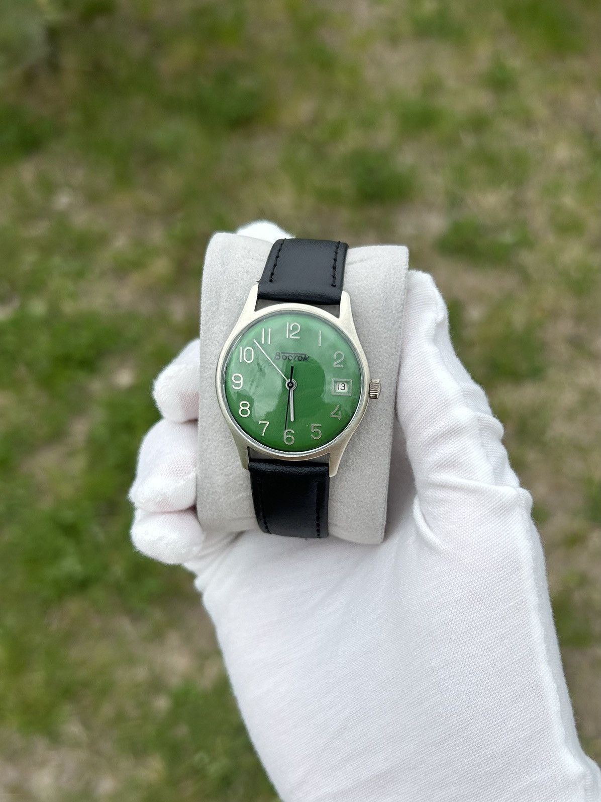 Vintage Vintage Watch Vostok USSR Soviet Mechanical Wristwatch 1980s Size ONE SIZE - 13 Thumbnail