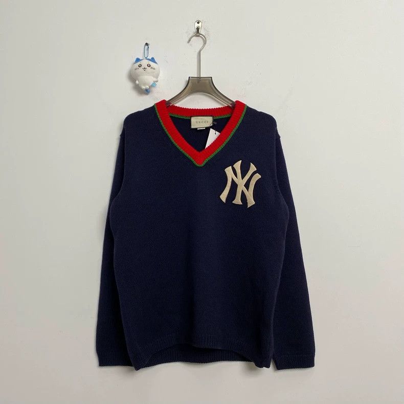 Gucci Gucci NY co-branded red and green sweater 2502-Nextarrow Size US L / EU 52-54 / 3 - 1 Thumbnail