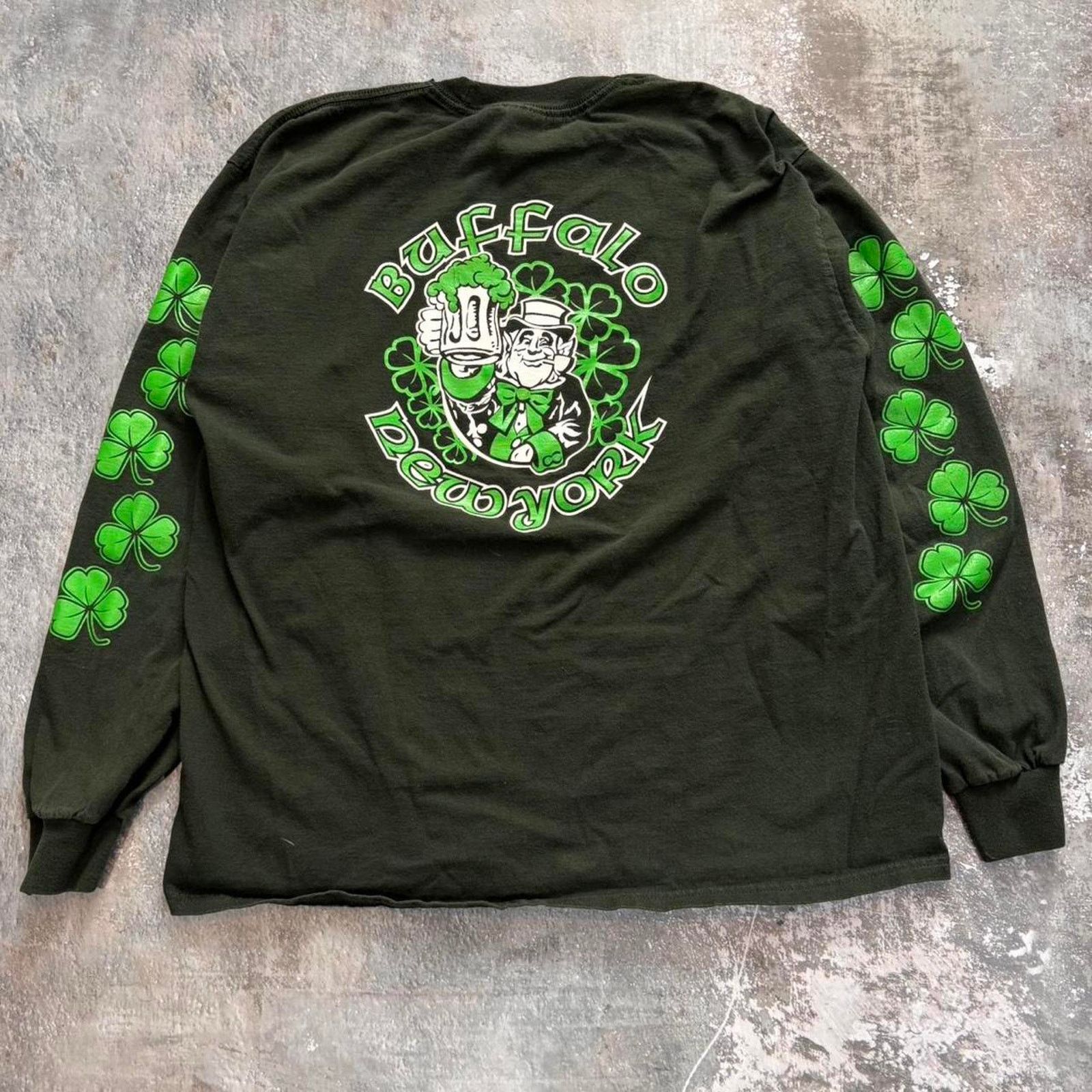 Gildan × Vintage Vintage Buffalo NY St. Patricks Day Longsleeve Shirt Size XL Size US XL / EU 56 / 4 - 1 Thumbnail