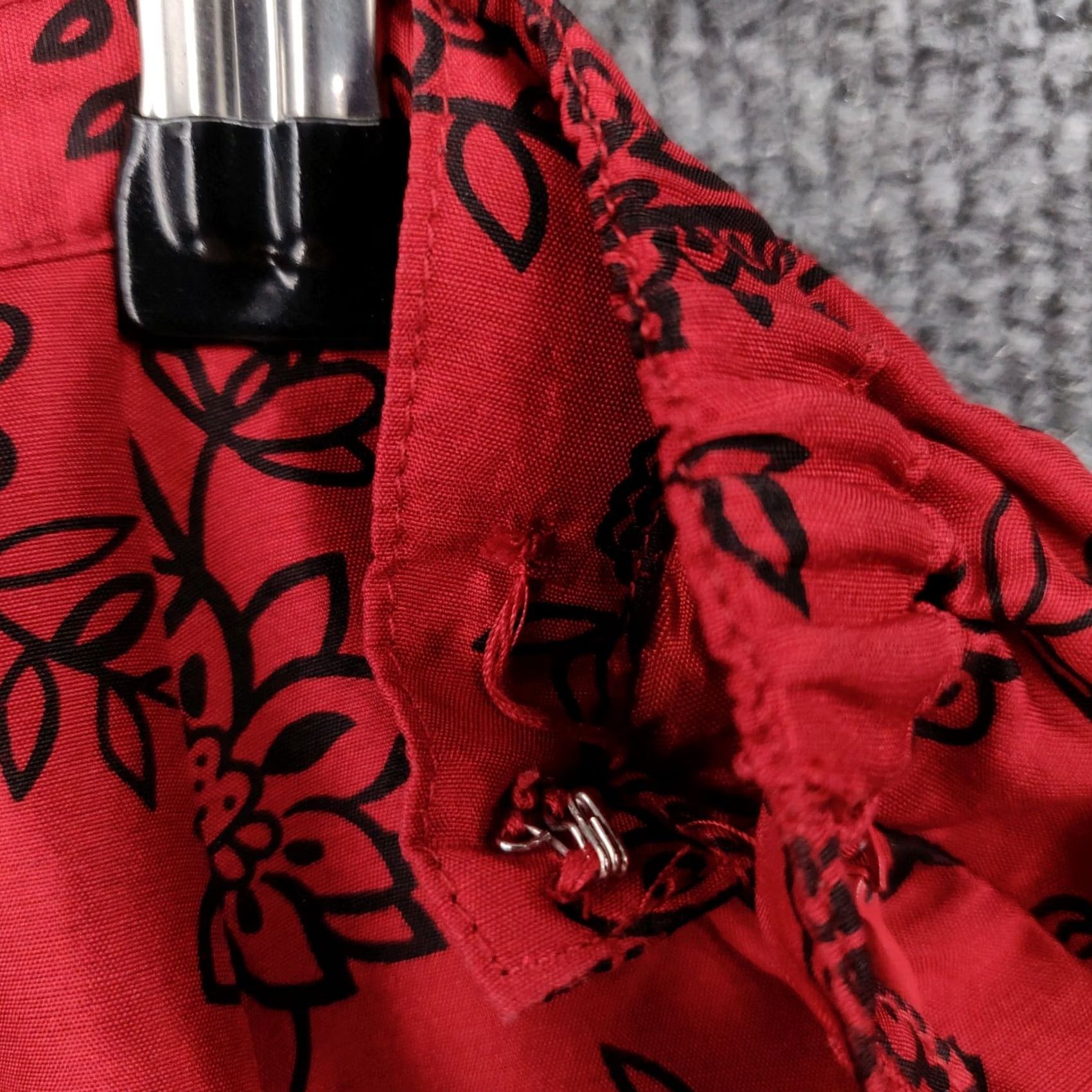 Vintage Silkland Dress Pants Womens 14 Red High Rise Tapered Paisley Flat Front Silk Dress Pants Womens Red 14 Tailored Silkland Size 36" / US 14 / IT 50 - 4 Thumbnail