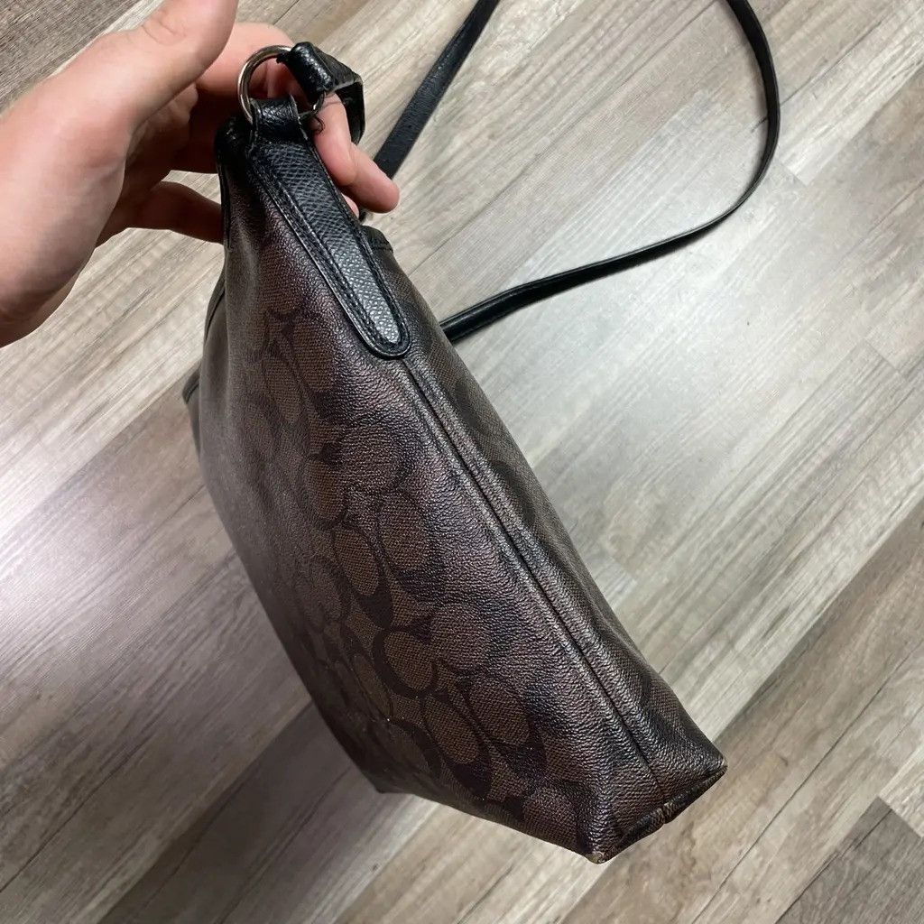 Coach Coach monogram Shoulder bag Measurements: 31x26x5cm Size ONE SIZE - 4 Thumbnail
