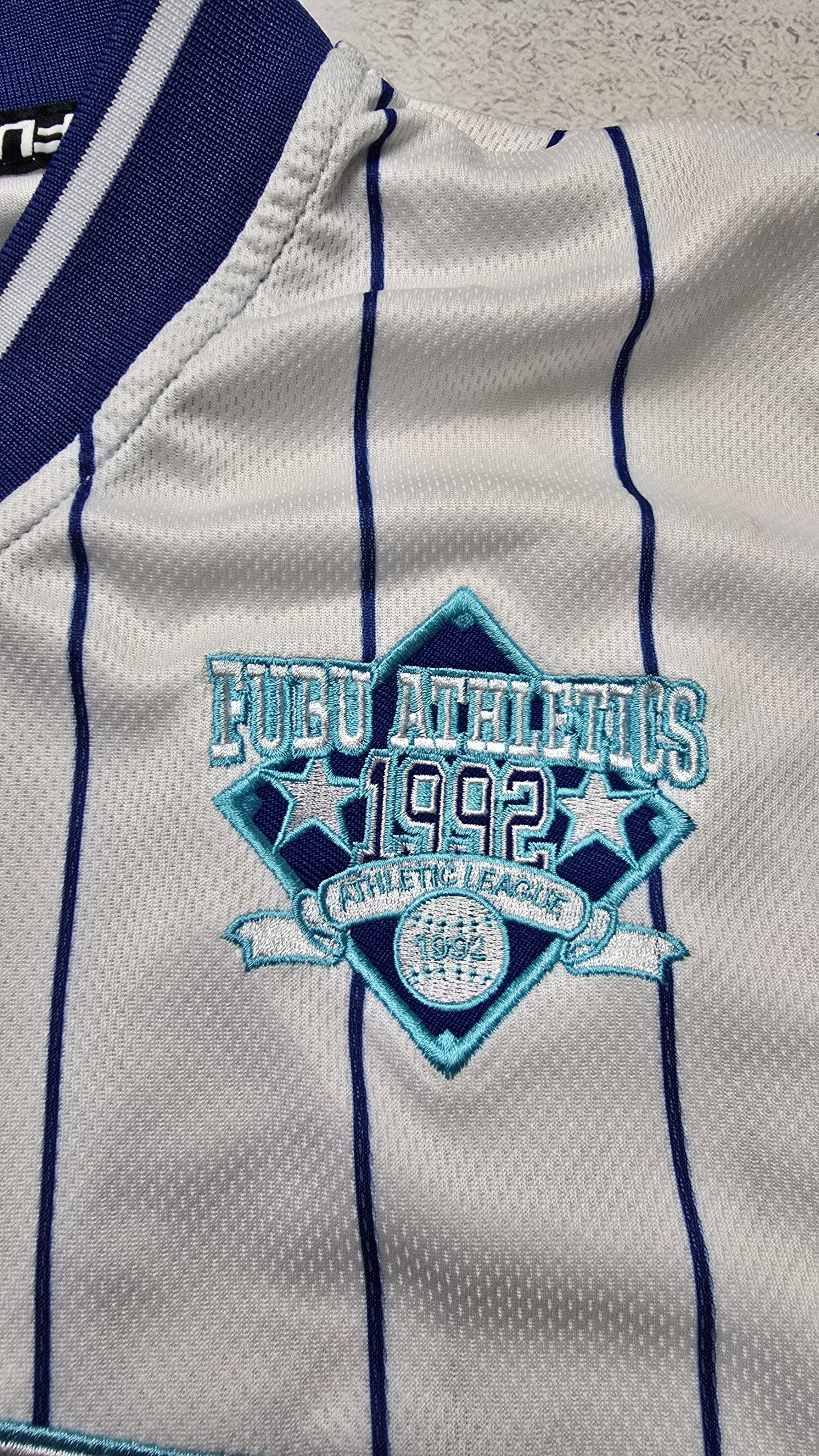 Fubu Vintage Fubu Harlem Y2K Rare White Pinstripe jersey Size US S / EU 44-46 / 1 - 8 Thumbnail