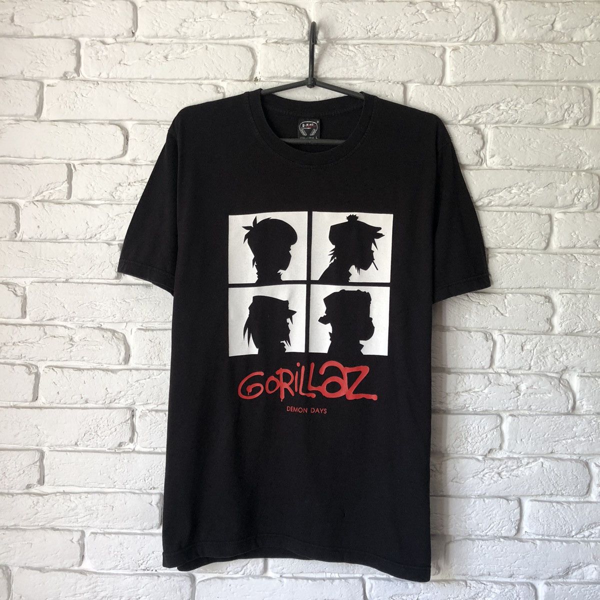 Band Tees Gorillaz bootleg vintage tee t shirt Size US M / EU 48-50 / 2 - 1 Thumbnail