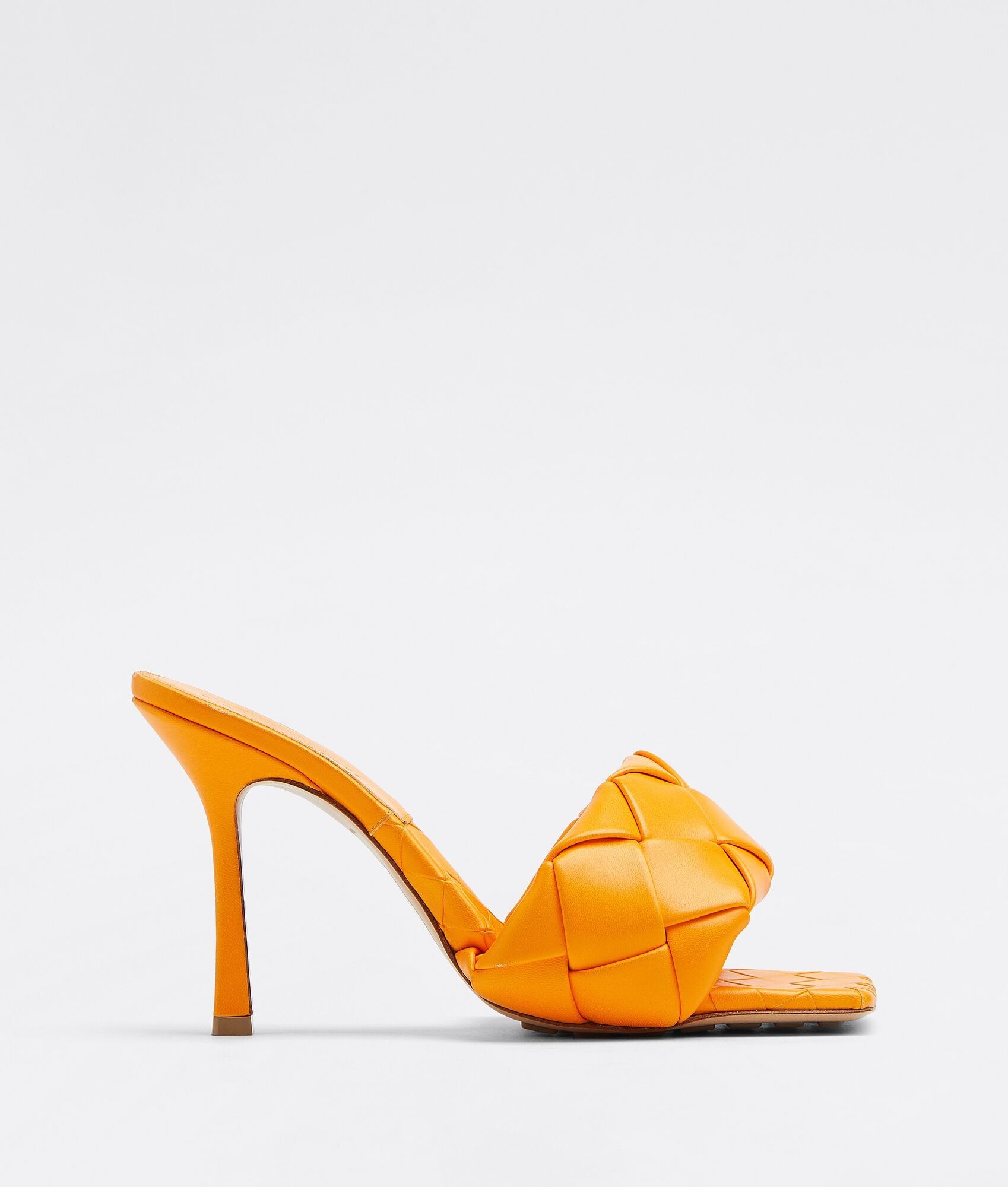 o1n1vont0325 Lido Mules in Tangerine