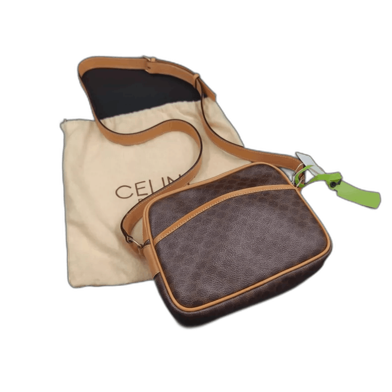 Celine Celine Logo Camera Bag with Dust Bag Size ONE SIZE - 1 Thumbnail