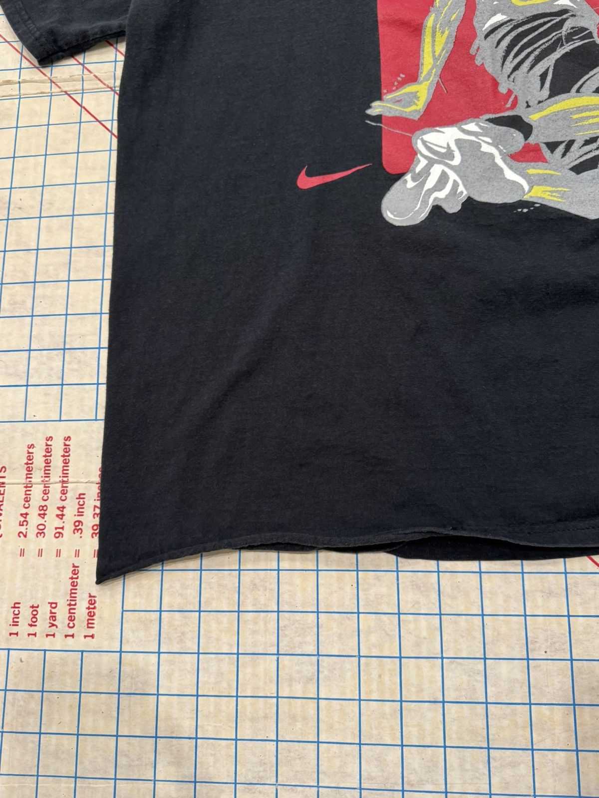Nike Vintage Y2K Nike Basketball LeBron James Tee Medium Black Size US M / EU 48-50 / 2 - 5 Thumbnail
