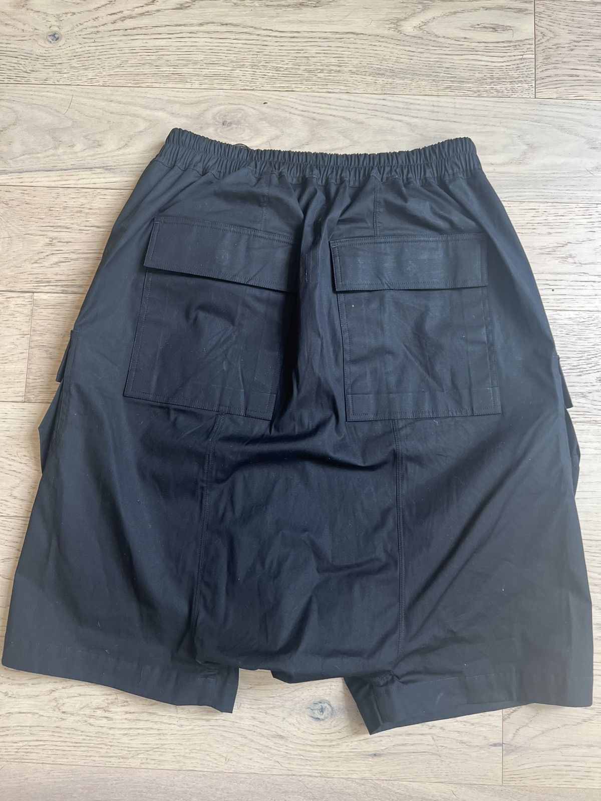 Rick Owens Rick Owens Pod Shorts Black Size US 40 / EU 56 - 3 Thumbnail