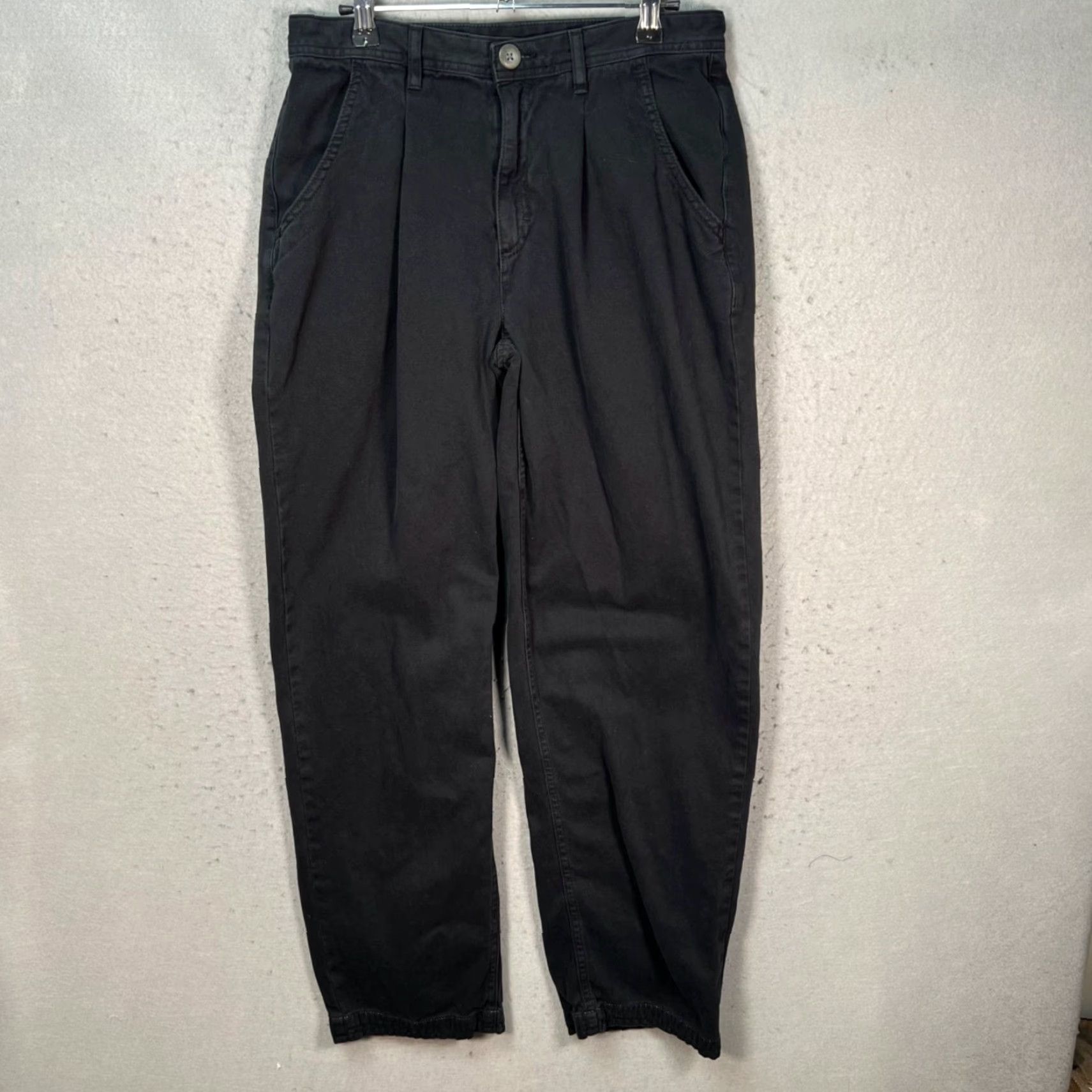 Free People Free People Womens Size 4 Black Cotton Pleated Tapered Leg Pants Size 27" / US 4 / IT 40 - 2 Thumbnail