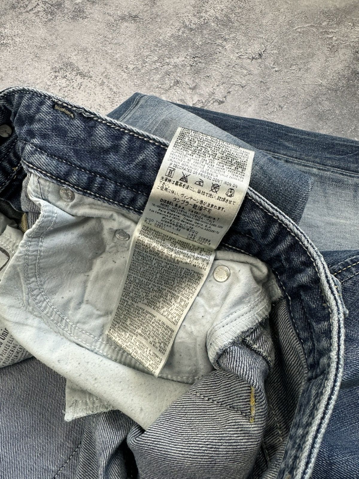 Diesel Diesel Industry Vintage Distressed Denim Faded Jeans 30 Size US 30 / EU 46 - 12 Thumbnail