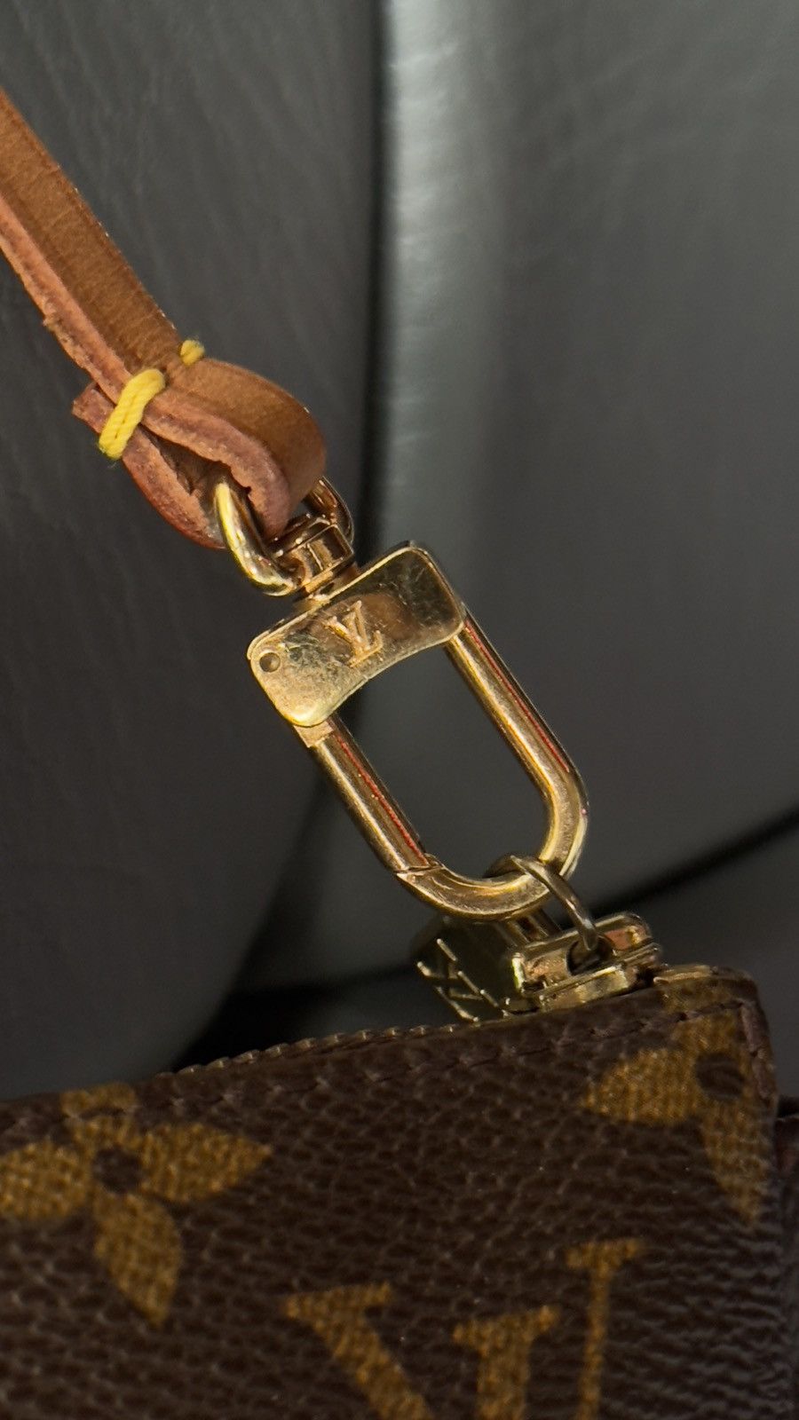 Louis Vuitton Louis Vuiton Pochette Size ONE SIZE - 8 Thumbnail