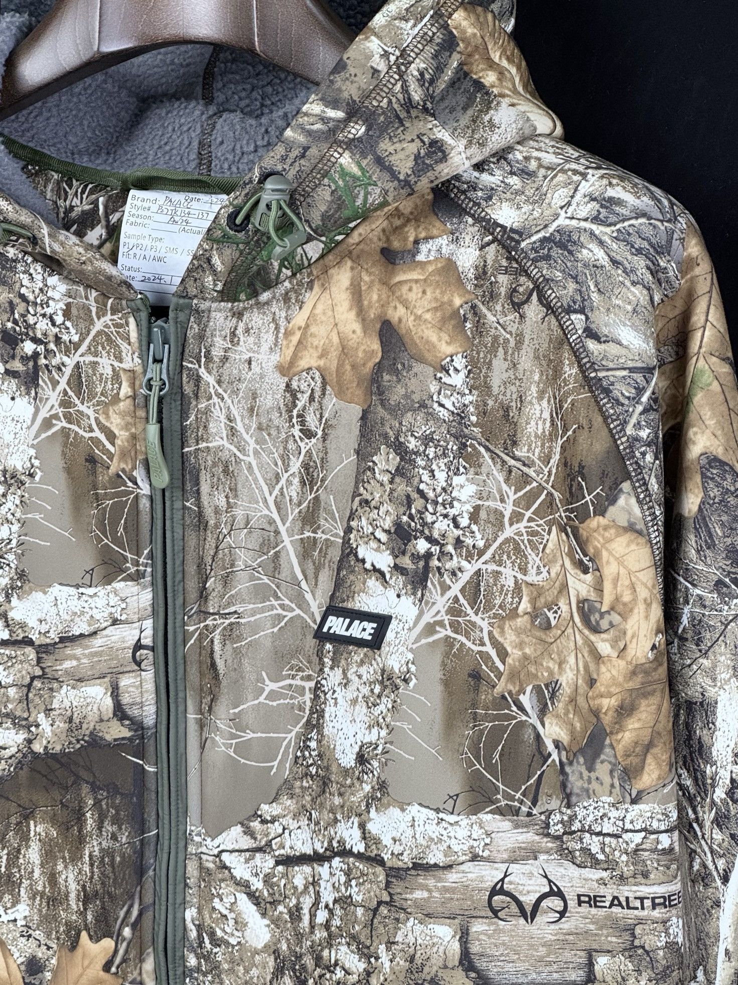 Goretex GORE-TEX WINDSTOPPER JACKET REALTREE MAX 7 Size US L / EU 52-54 / 3 - 6 Thumbnail