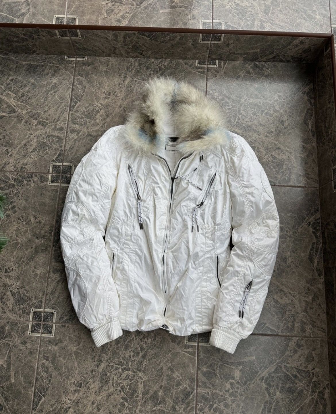 JET SET Jet Set St. Moritz Women’s White Down Ski Jacket Fur Hood Size M / US 6-8 / IT 42-44 - 1 Thumbnail