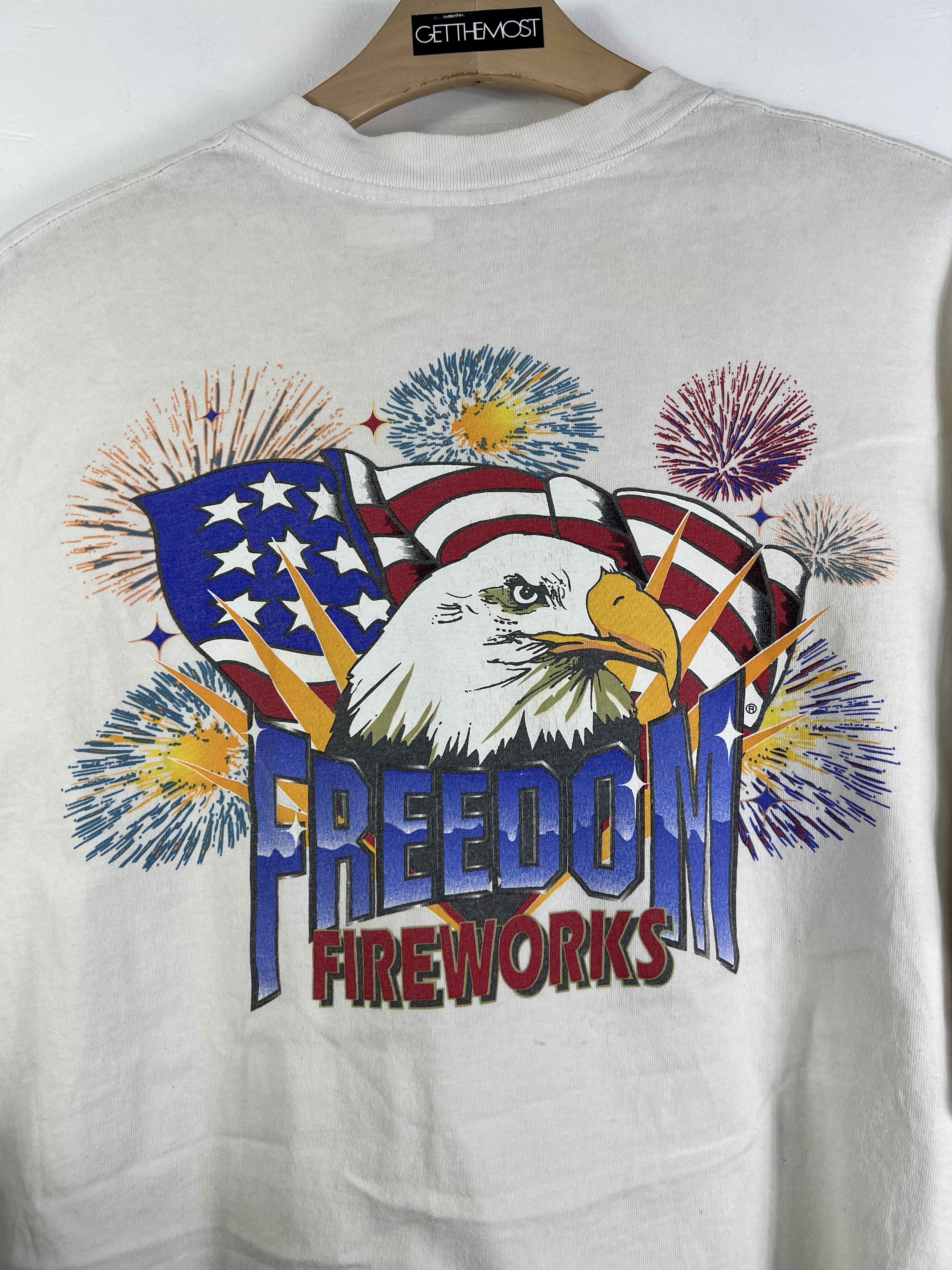 Vintage No.5205 Vintage 90s Freedom Fireworks Graphic Tee (XXL) Size US XXL / EU 58 / 5 - 2 Thumbnail