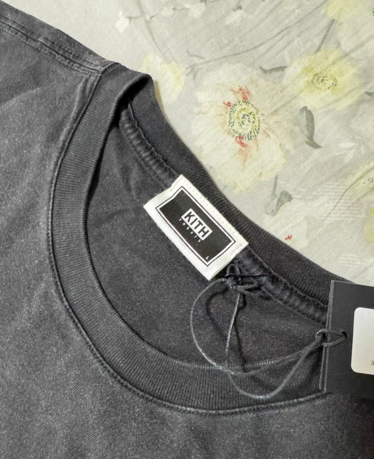 Kith KITH 25SS Limited Washed & Distressed Print Short Sleeve Tee Size US L / EU 52-54 / 3 - 4 Thumbnail