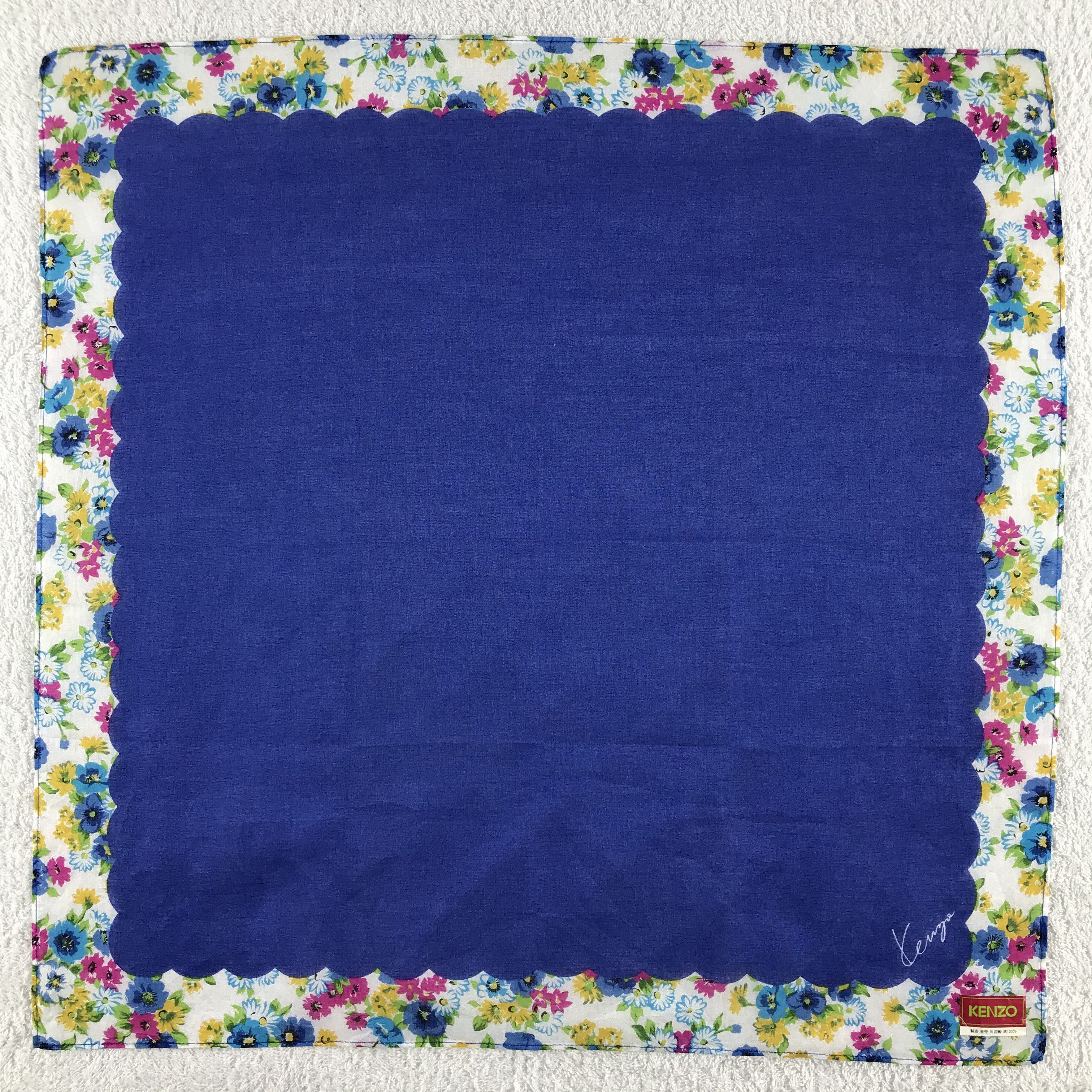 Kenzo × Vintage Kenzo Bandana / Handkerchief / Neckerchief - S209 Size ONE SIZE - 1 Thumbnail