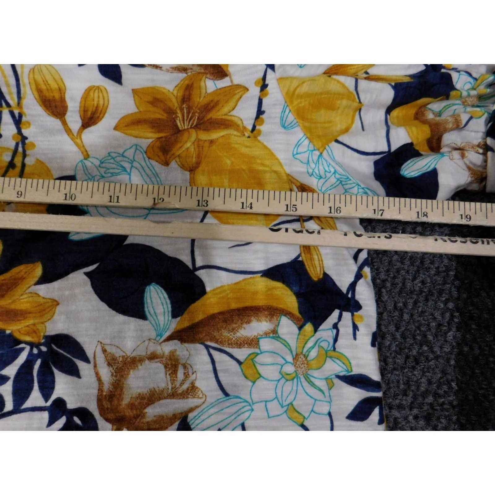 Vintage Chico's Shirt Womens Small Yellow Navy White Floral Puff Sleeve Scoop Neck Top Size S / US 4 / IT 40 - 7 Thumbnail