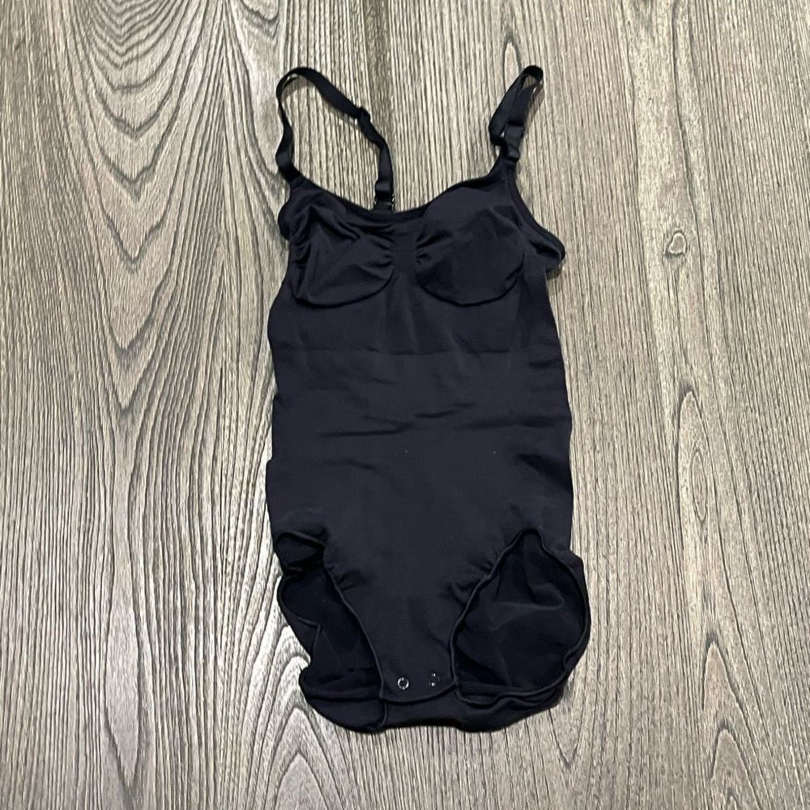 SKIMS NWOT Skims Seamless Sculpt Brief Bodysuit Black Onyx S/M Size ONE SIZE - 1 Thumbnail
