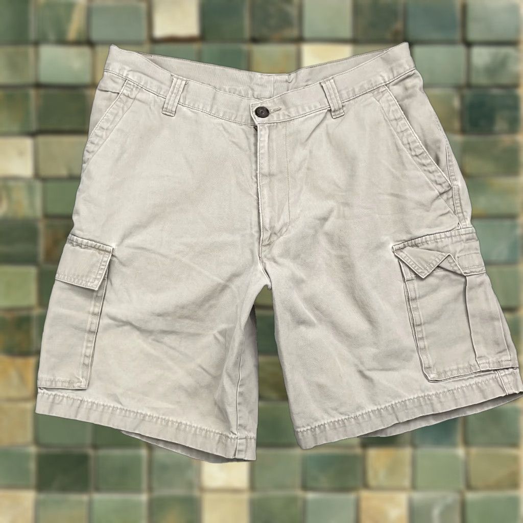Dockers VINTAGE Dockers Cargo Shorts Men 32 Beige Casual Cargo Shorts 90s Outdoor Utility Size US 32 / EU 48 - 1 Thumbnail