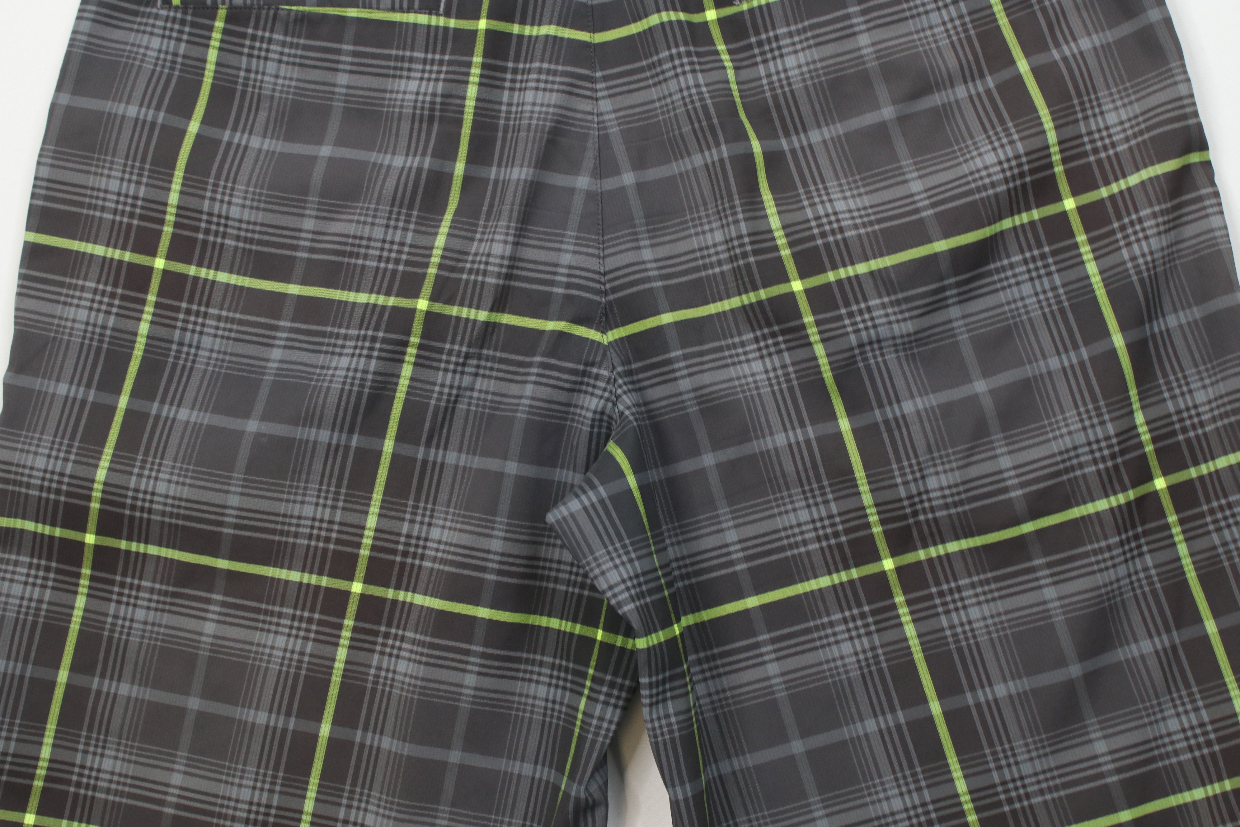 Nike Nike Golf Tech Golfing Chino Shorts Gray Plaid Polyester Size US 34 / EU 50 - 10 Thumbnail