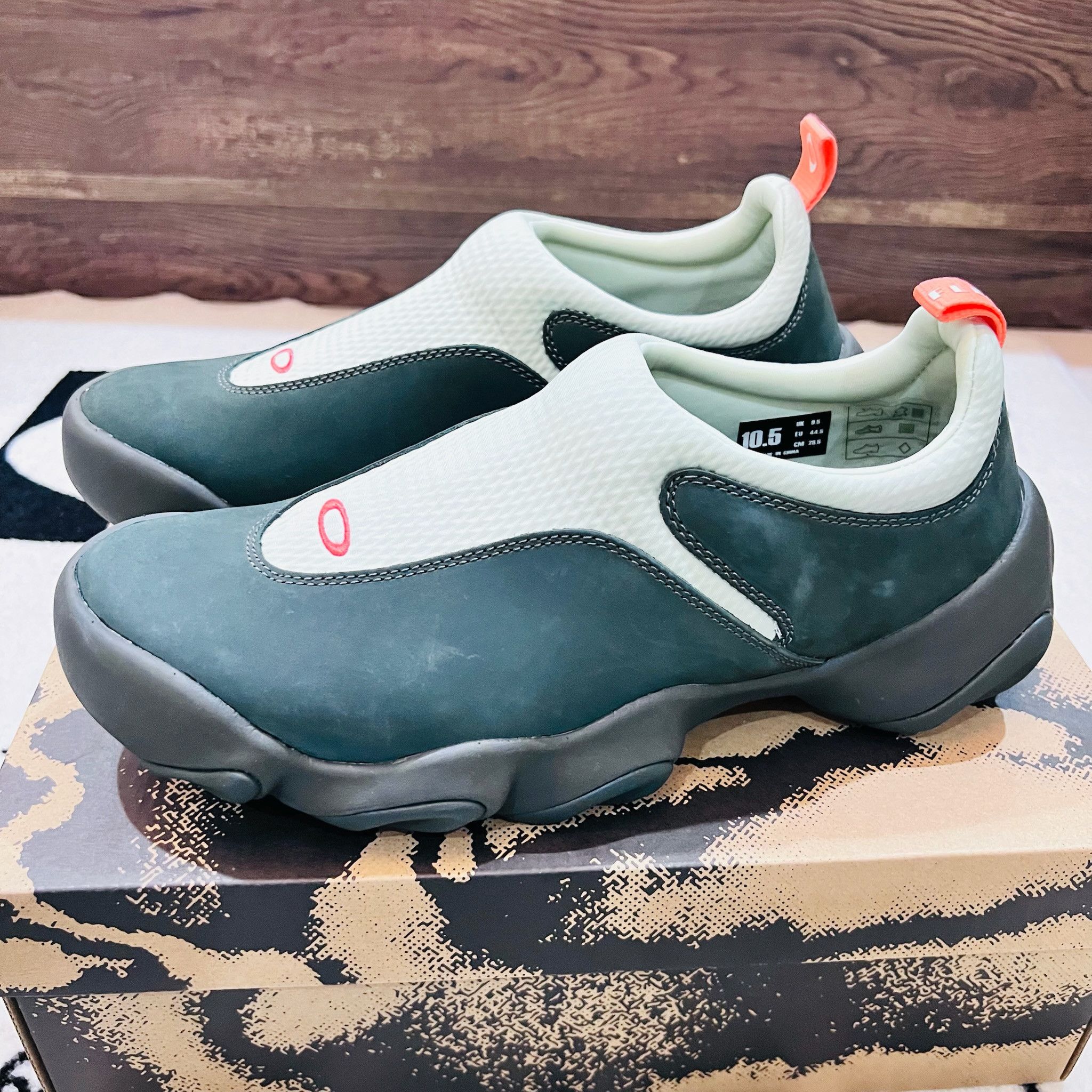 Oakley Oakley Factory Team Size US 10.5 / EU 43-44 - 1 Thumbnail