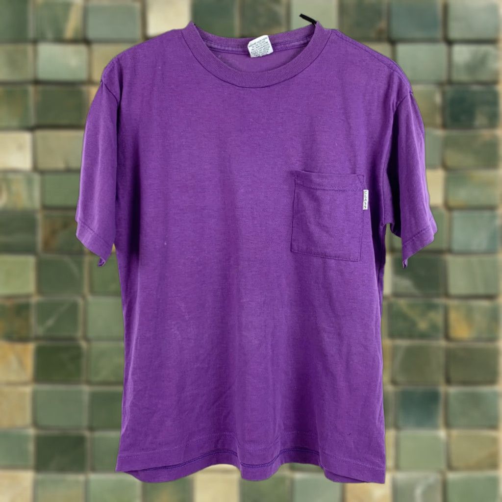 Vintage VINTAGE Classic II Purple Pocket Tee Shirt Adult M Purple 1980s Grunge Mens Womens Unisex Pocket Tee Size US M / EU 48-50 / 2 - 1 Thumbnail