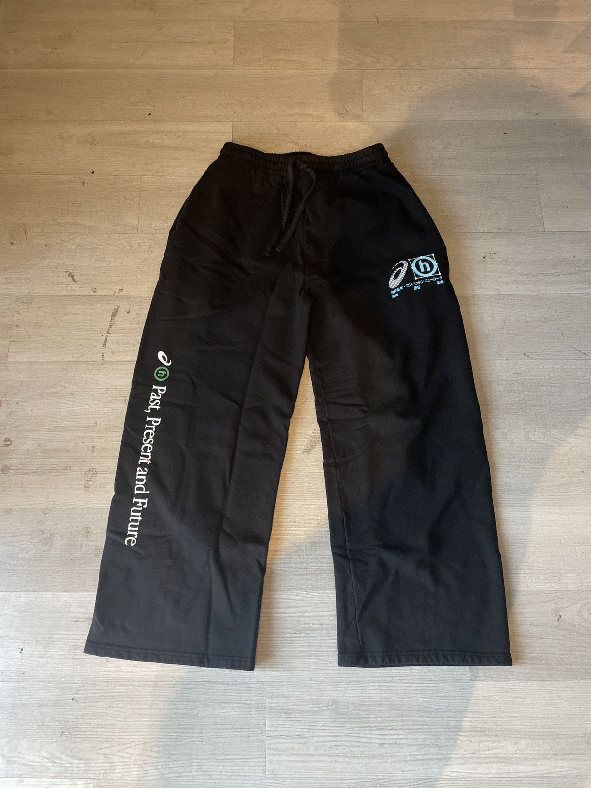 Asics × HIDDEN Hidden x Asics Running Man Sweatpants Black Size US 38 / EU 54 - 1 Thumbnail